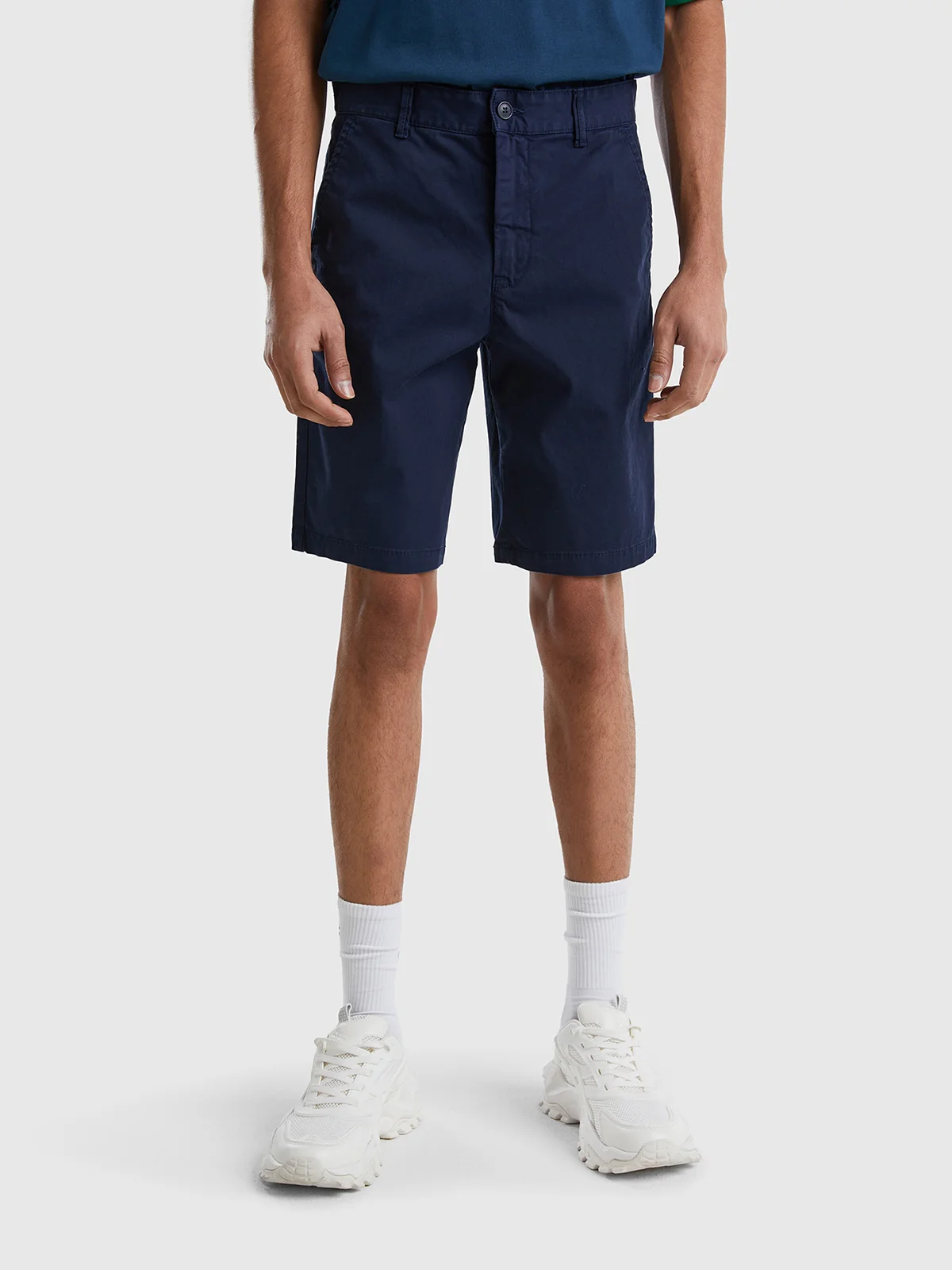 UNITED COLORS OF BENETTON Quần Ngắn Nam Chino Bermudas In Stretch Cotton