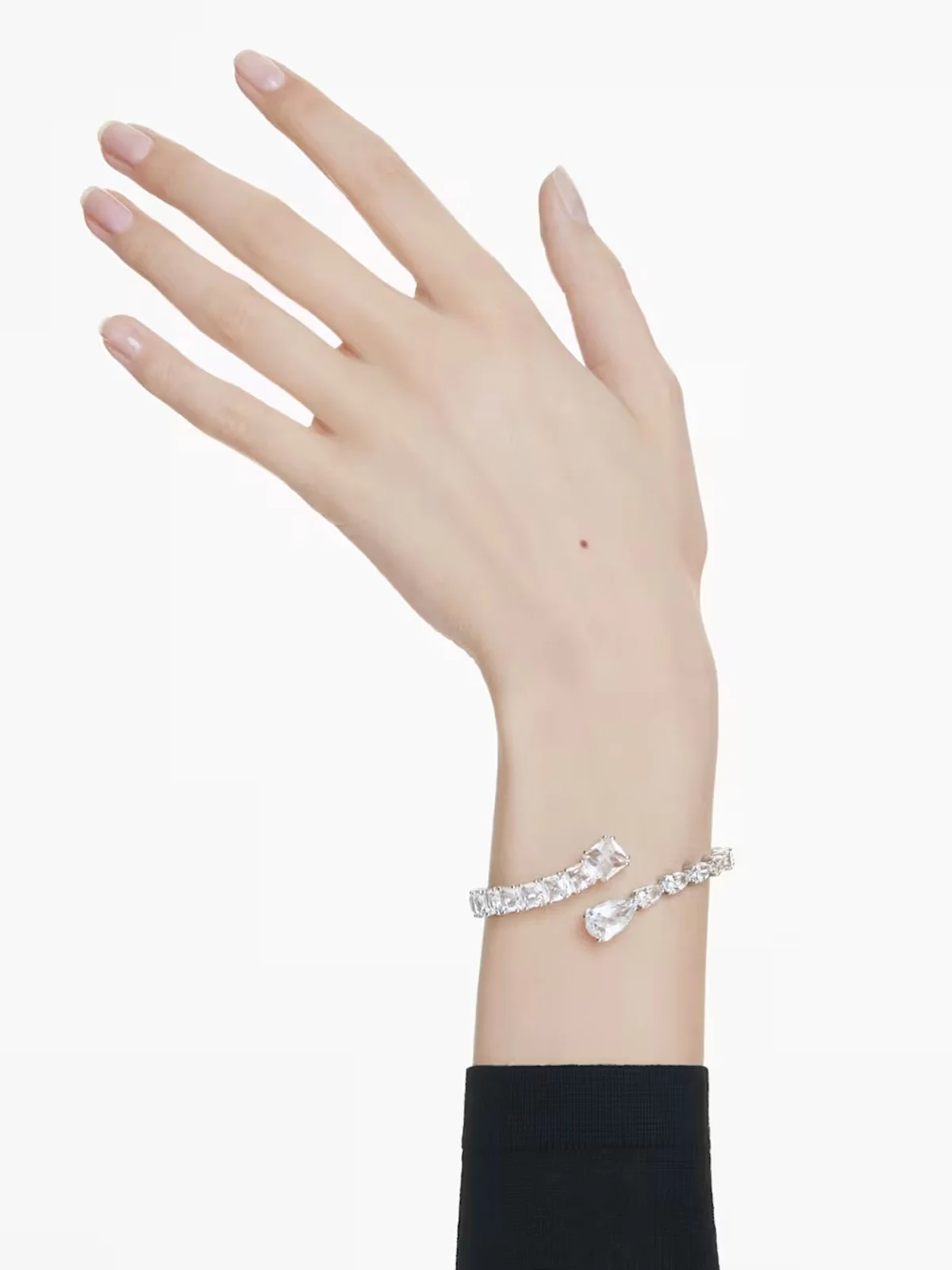 SWAROVSKI Vòng Tay - Matrix:Cuff Cry/Rhs M