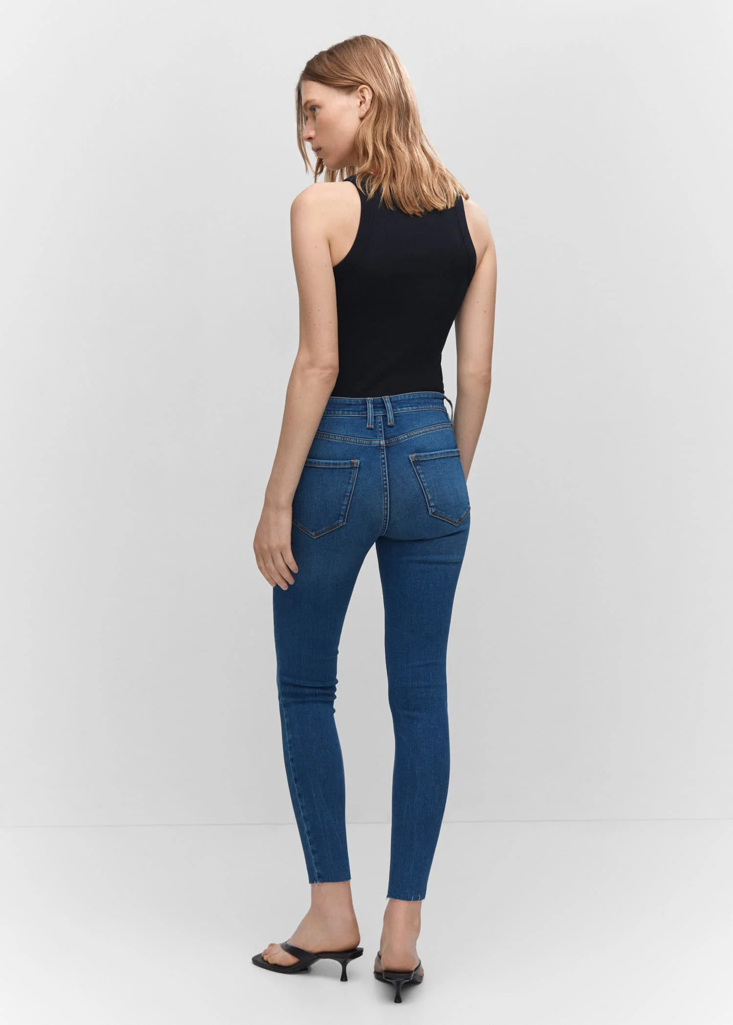 MANGO Quần Jeans Nữ Isa