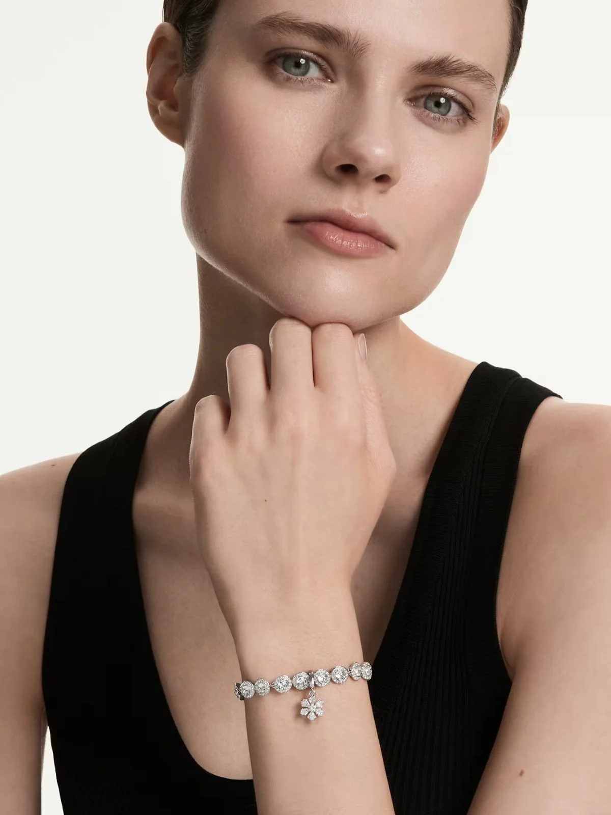 SWAROVSKI Mặt Dây Đeo Idyllia:Charm Motif White/Rhs