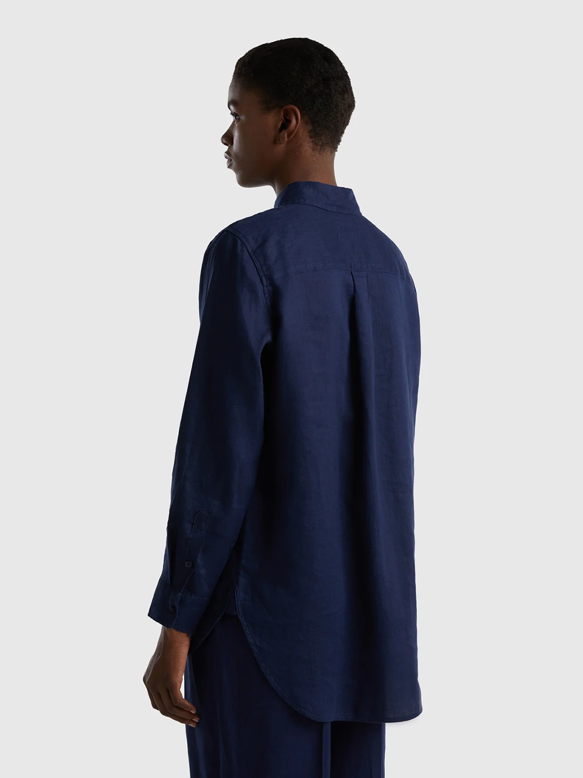 UNITED COLORS OF BENETTON Áo Sơ Mi Nữ Long Shirt In Pure Linen