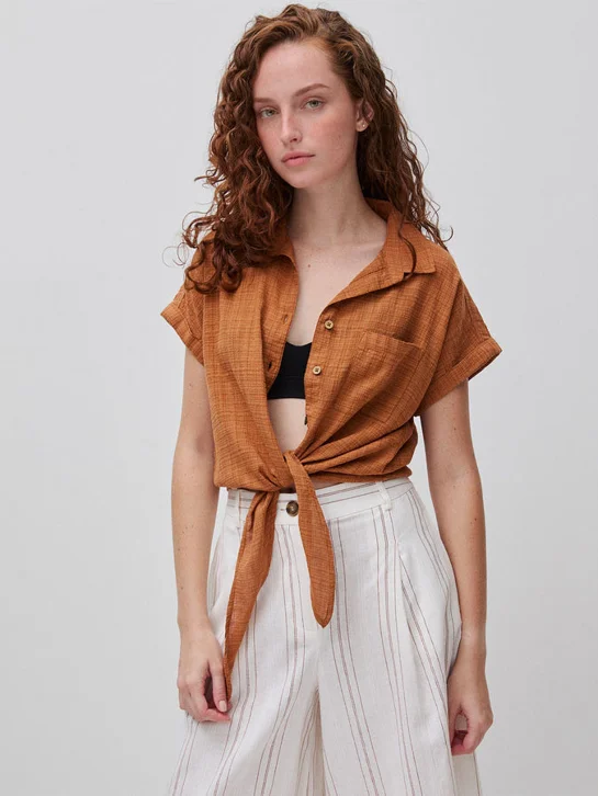 UNITED COLORS OF BENETTON Áo Sơ Mi Ngắn Tay Nữ