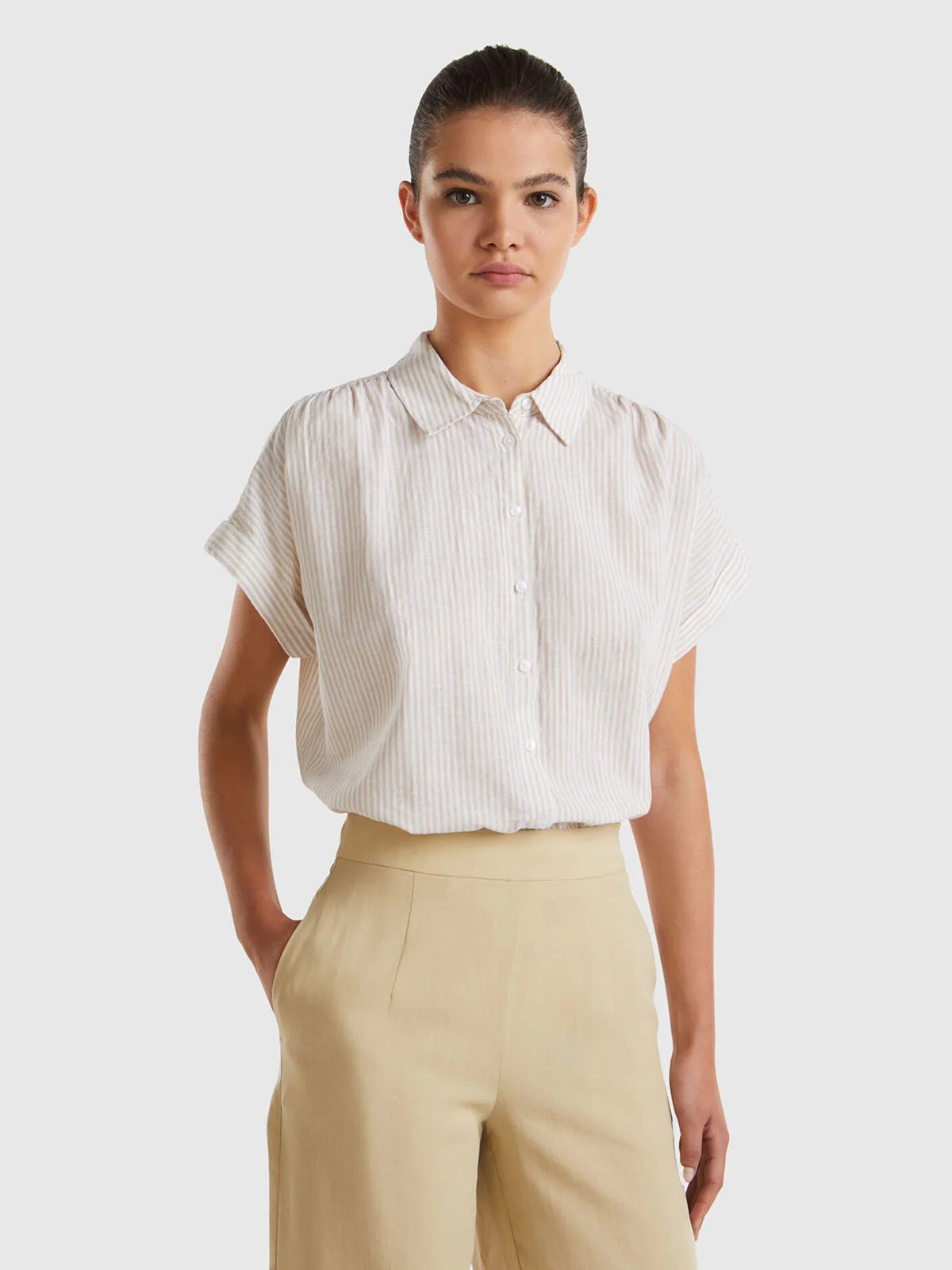 UNITED COLORS OF BENETTON Áo Sơ Mi Ngắn Tay Nữ