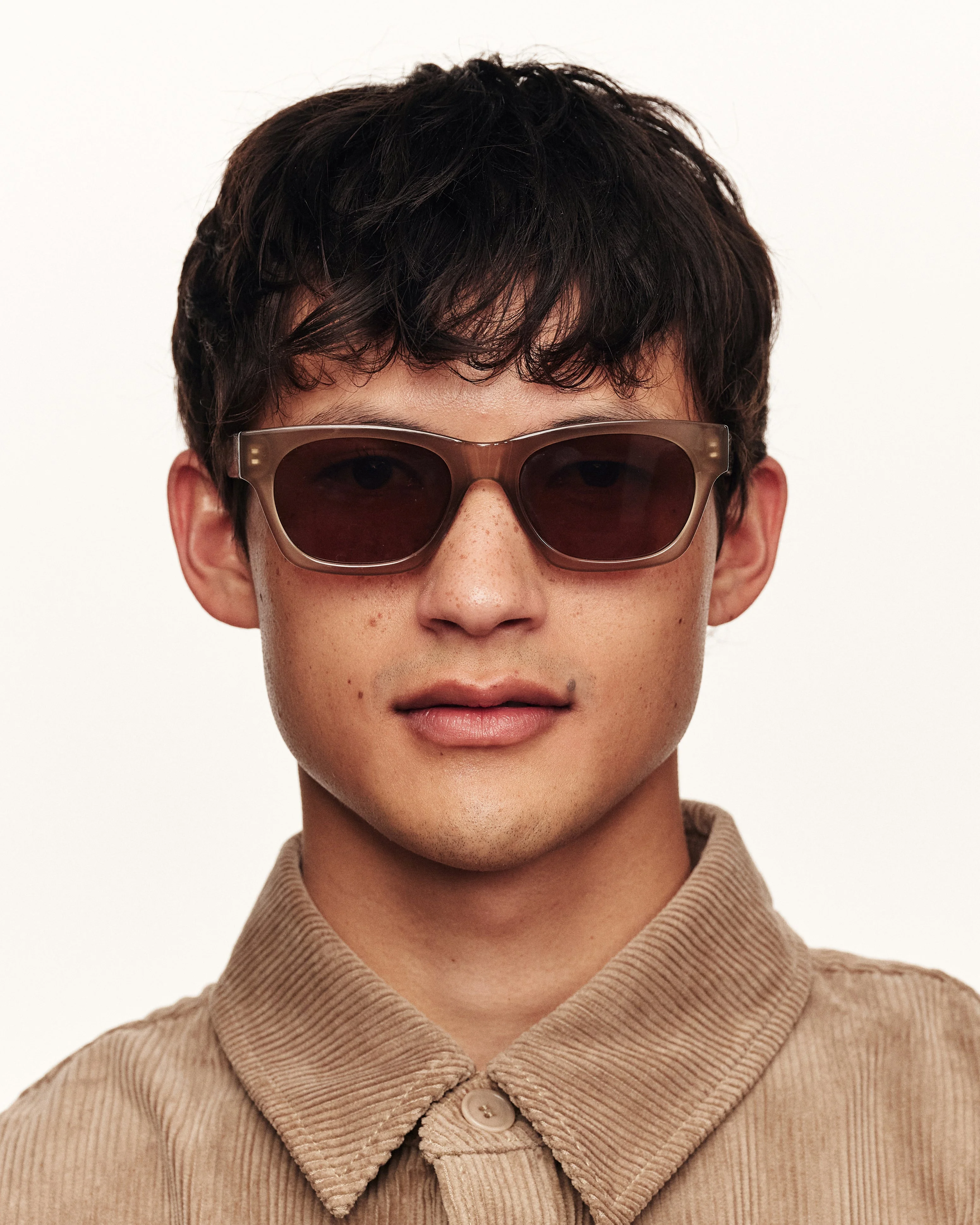 SUNNIES STUDIOS Kính Mát Gọng Chữ Nhật Wolf Milky Gray Brown Hickory