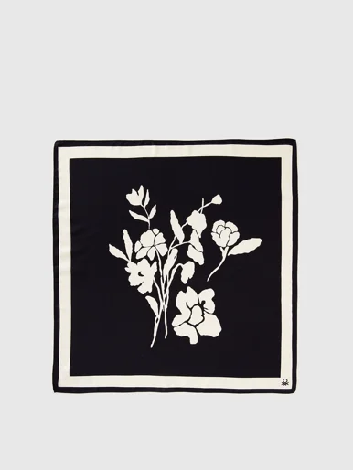 UNITED COLORS OF BENETTON Khăn Vuông Nữ Women Scarf