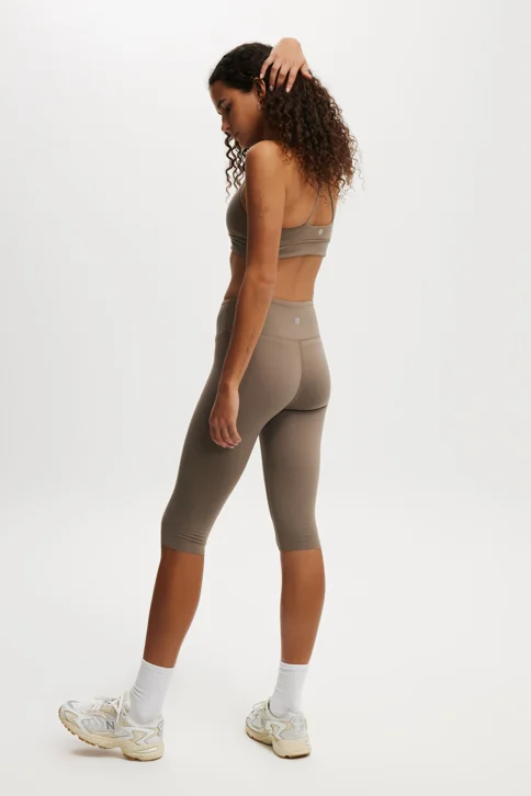 COTTON ON BODY Quần Bó Thể Thao Nữ-Ultra Soft Capri- Asia Fit