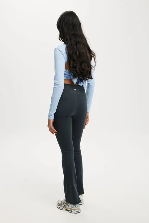 COTTON:ON BODY Quần Thun Bó Thể Thao Nữ-Ultra Soft Split Straight Leg- Asia Fit