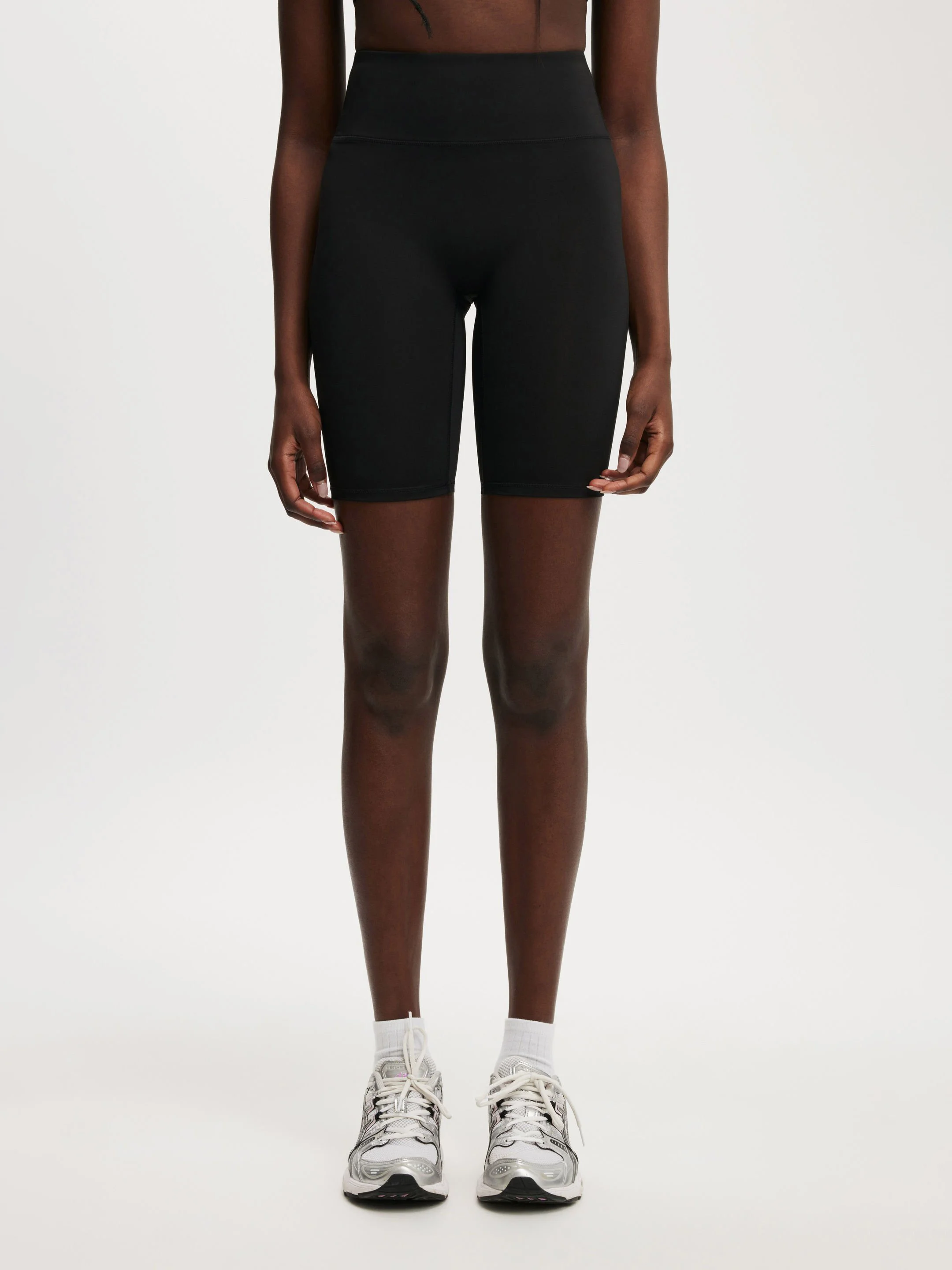 COTTON ON BODY Quần Thun Ngắn Thể Thao Nữ-Bondi Everyday Mid Length Bike Short