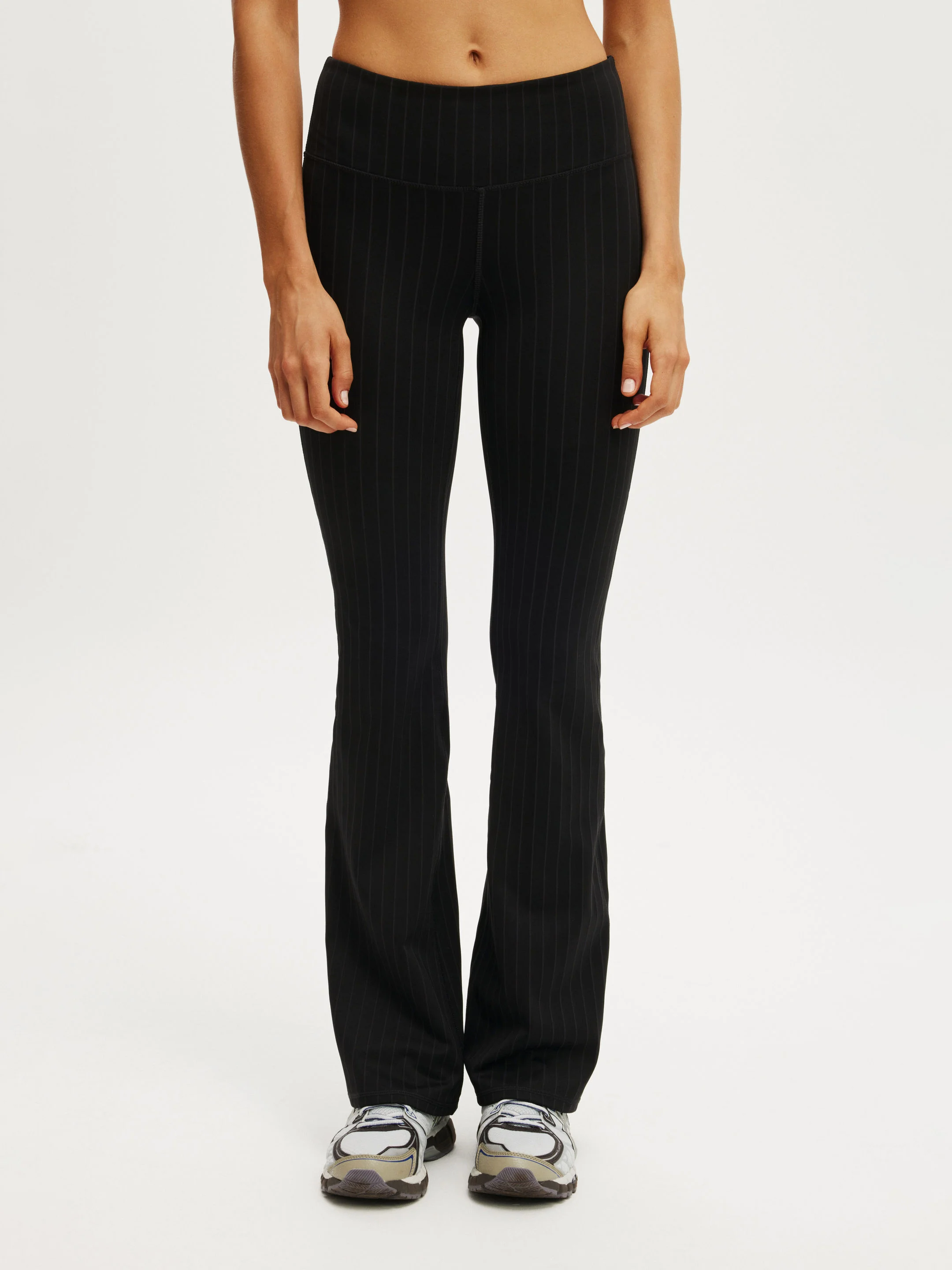 COTTON ON BODY Quần Thun Dài Ống Loe Nữ-Pinstripe Flare Asia Fit