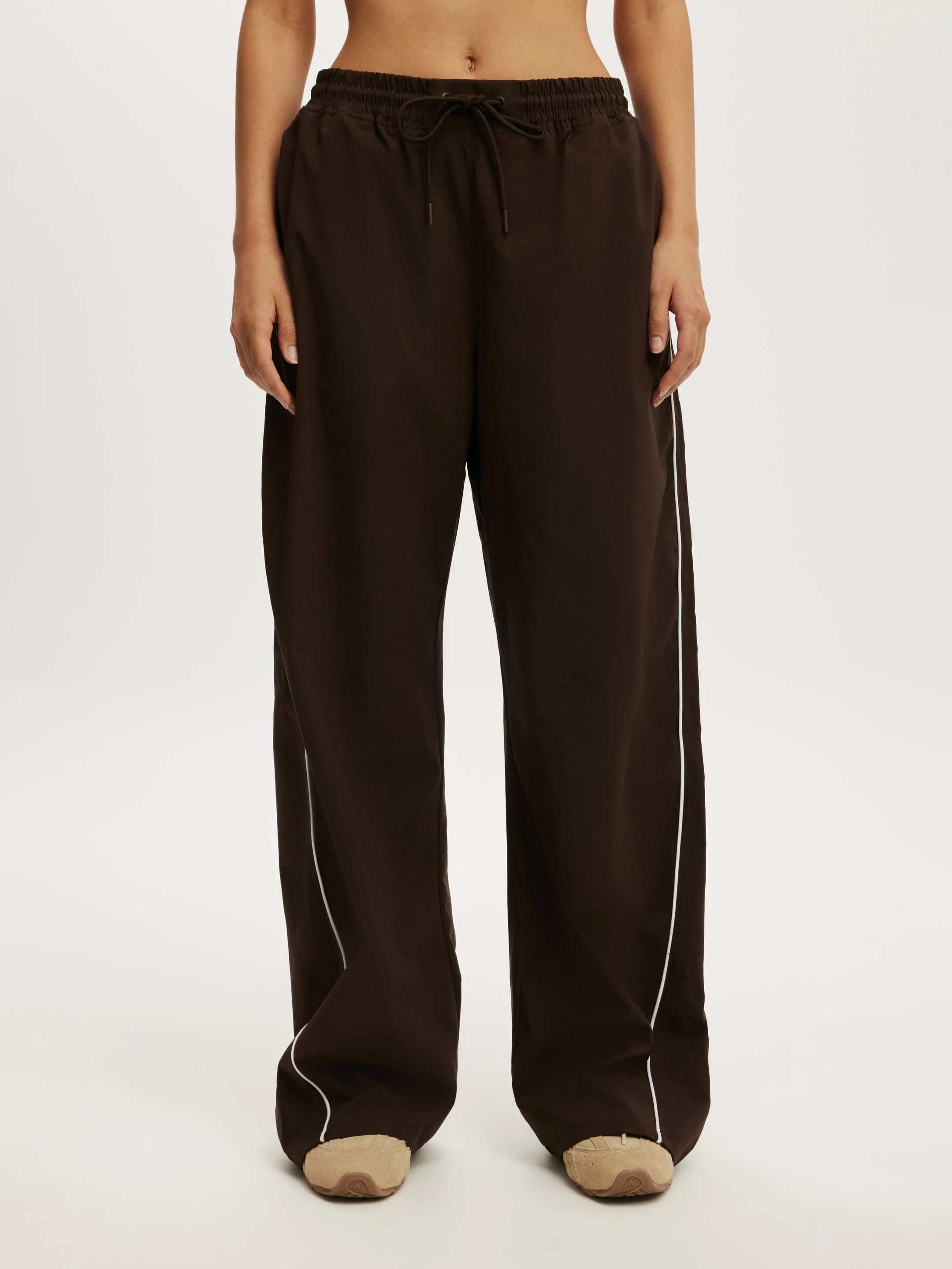 COTTON ON BODY Quần Thun Dài Nữ-Baggy Woven Sweatpant