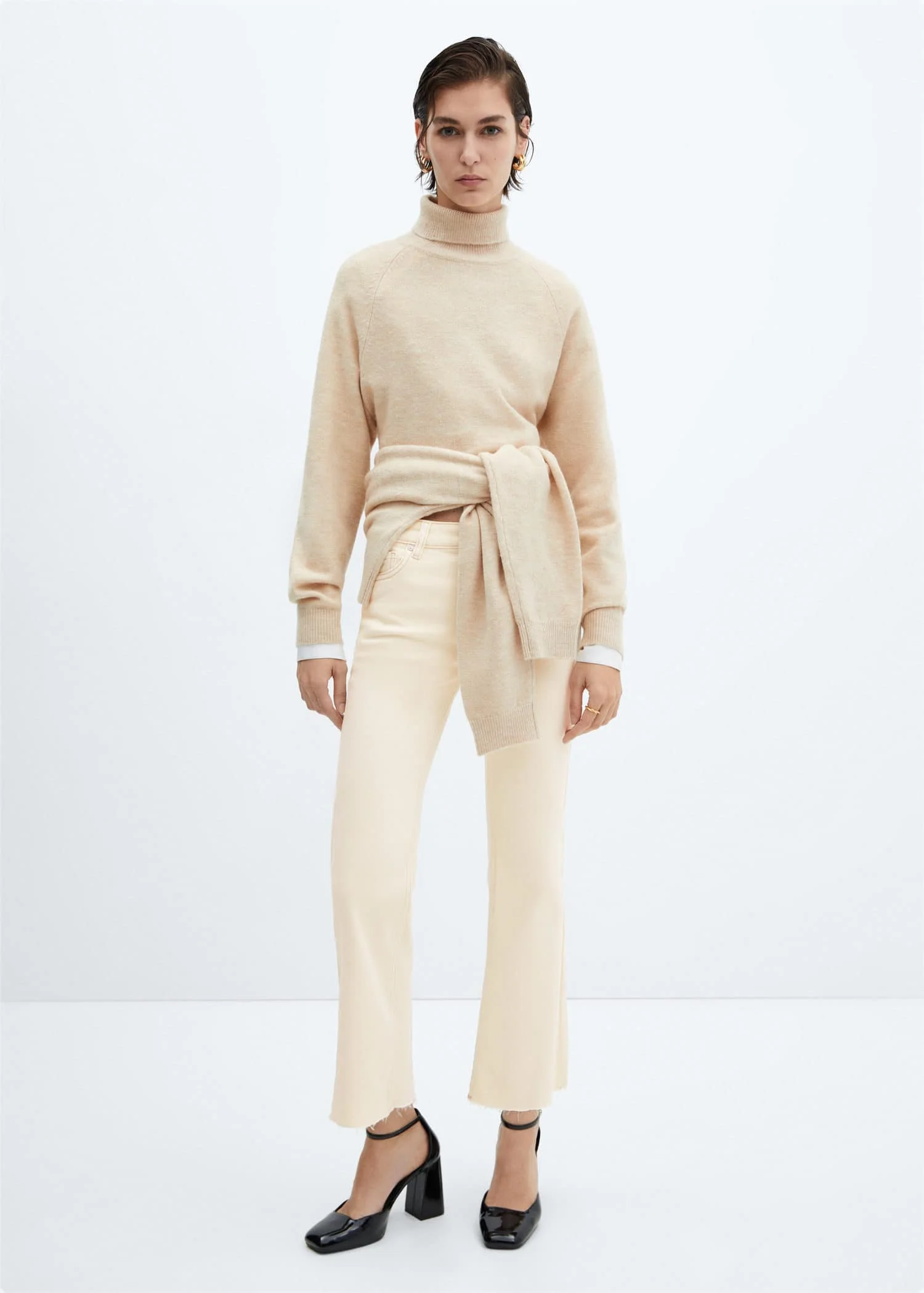 MANGO Quần Jeans Sienna