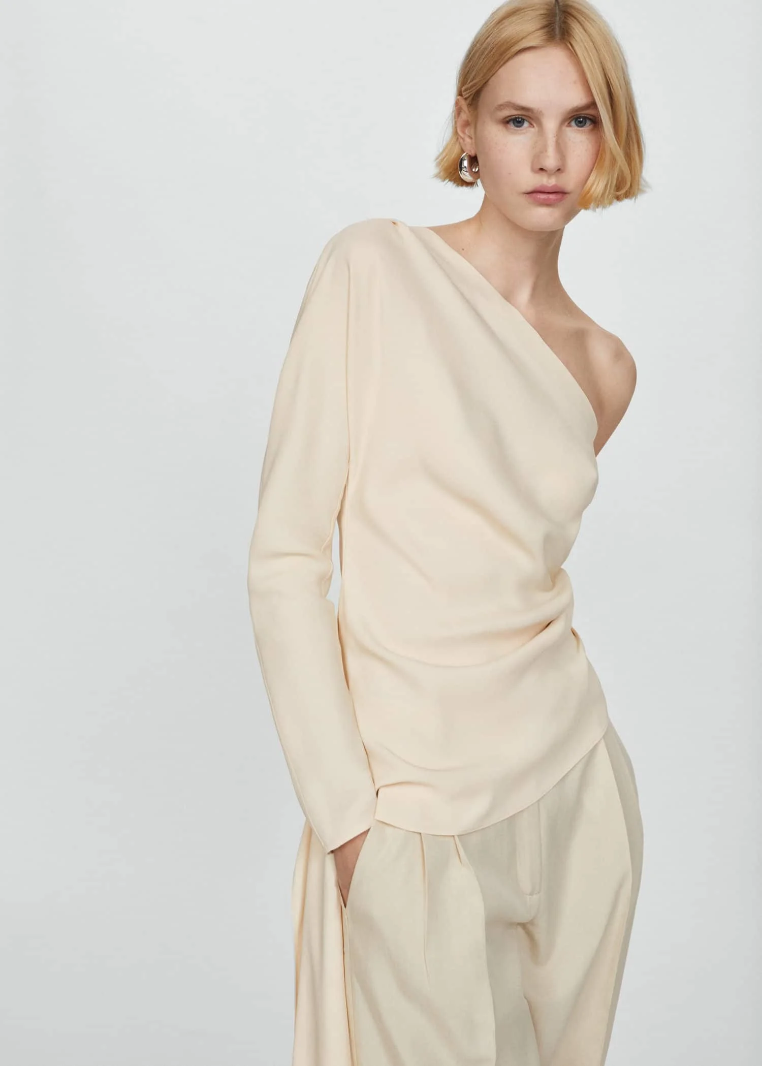 MANGO Áo Kiểu Laura