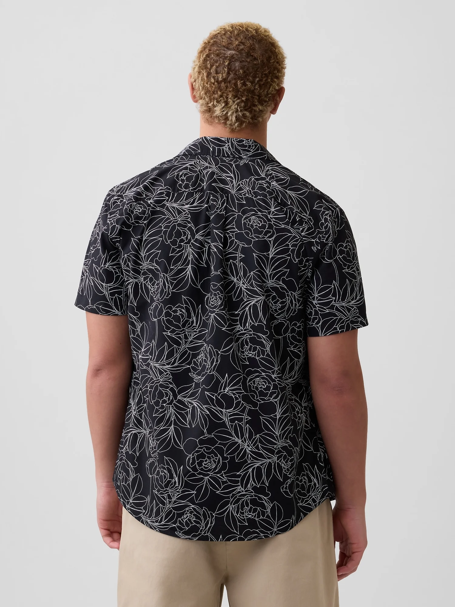 GAP Áo Sơ Mi Tay Ngắn Nam - Standard Fit