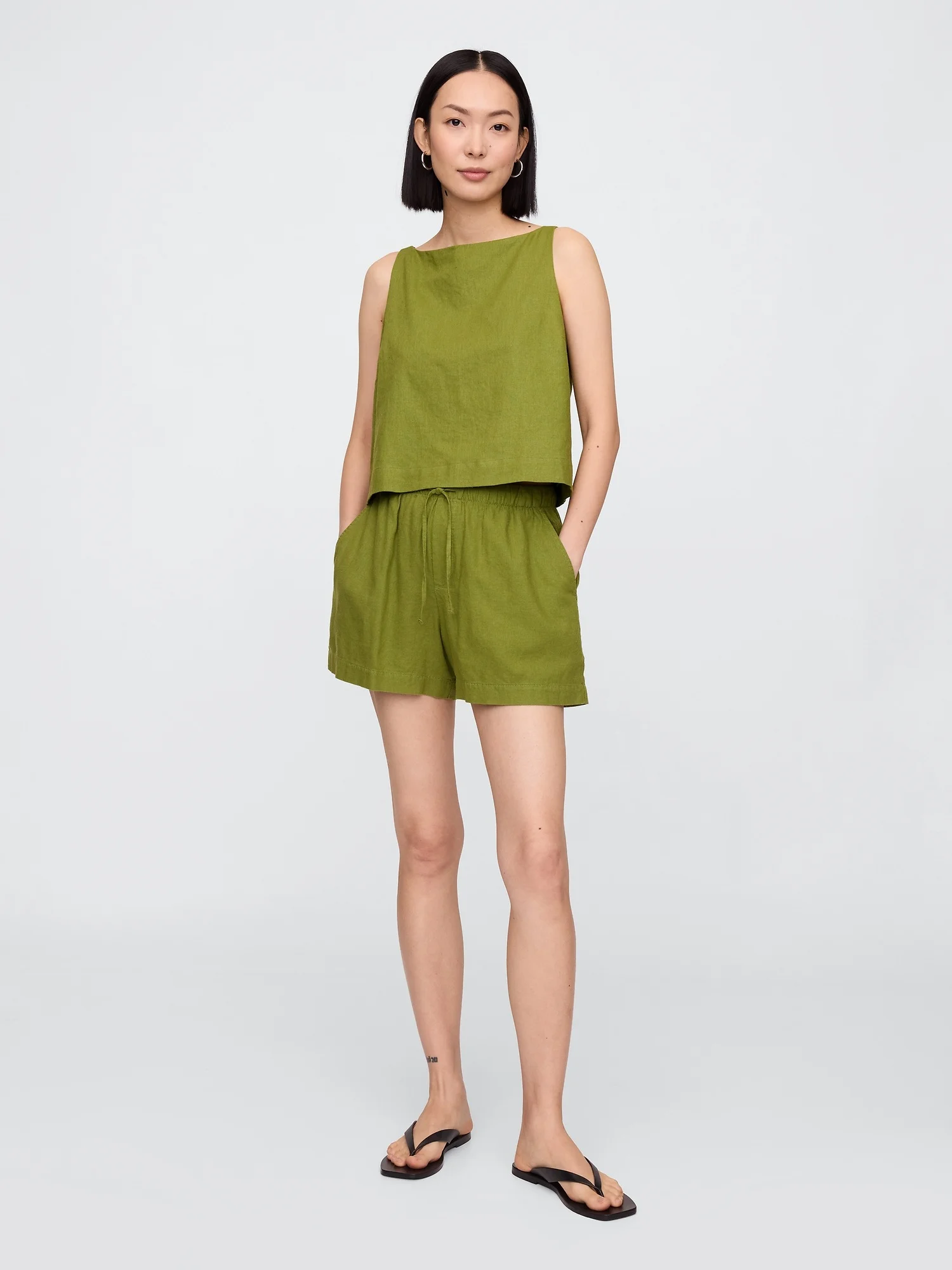 GAP Quần Short  Nữ