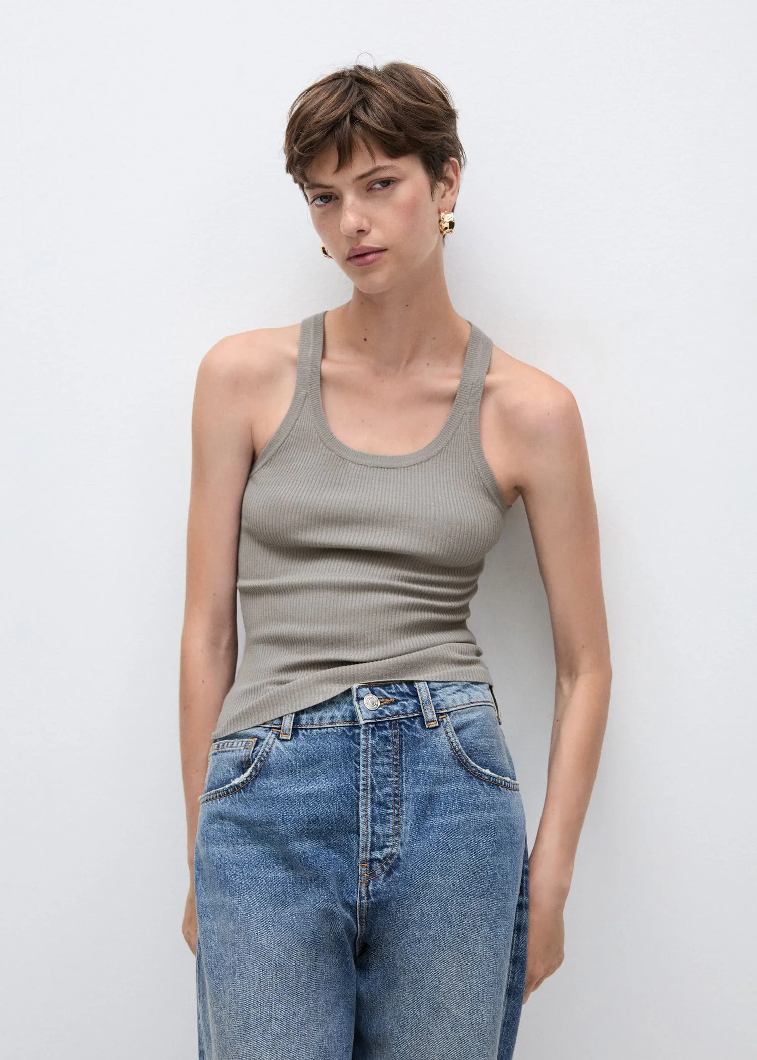 LT PASTEL GREY
