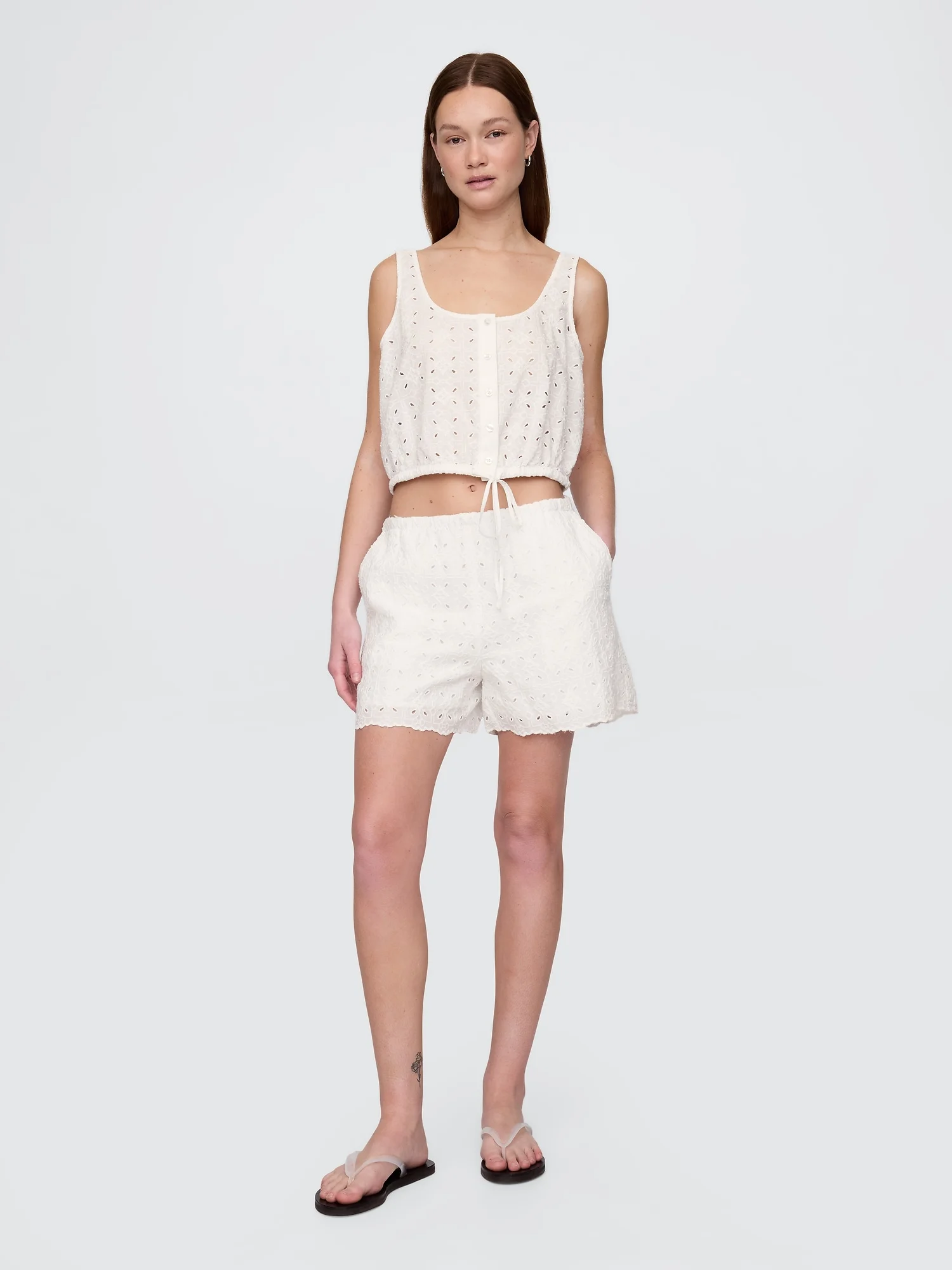 GAP Quần Shorts Nữ