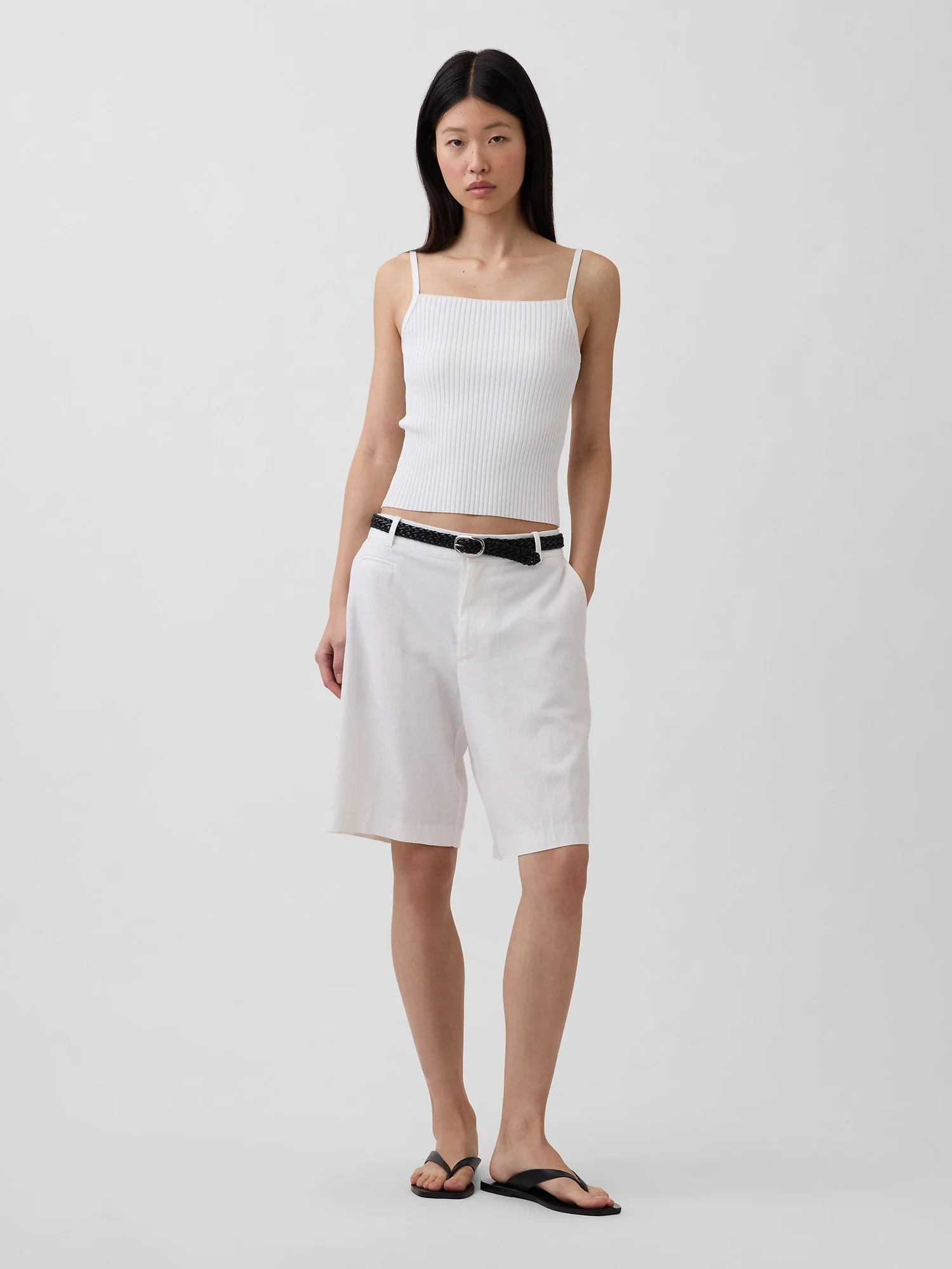 GAP Quần Short Vải Nữ