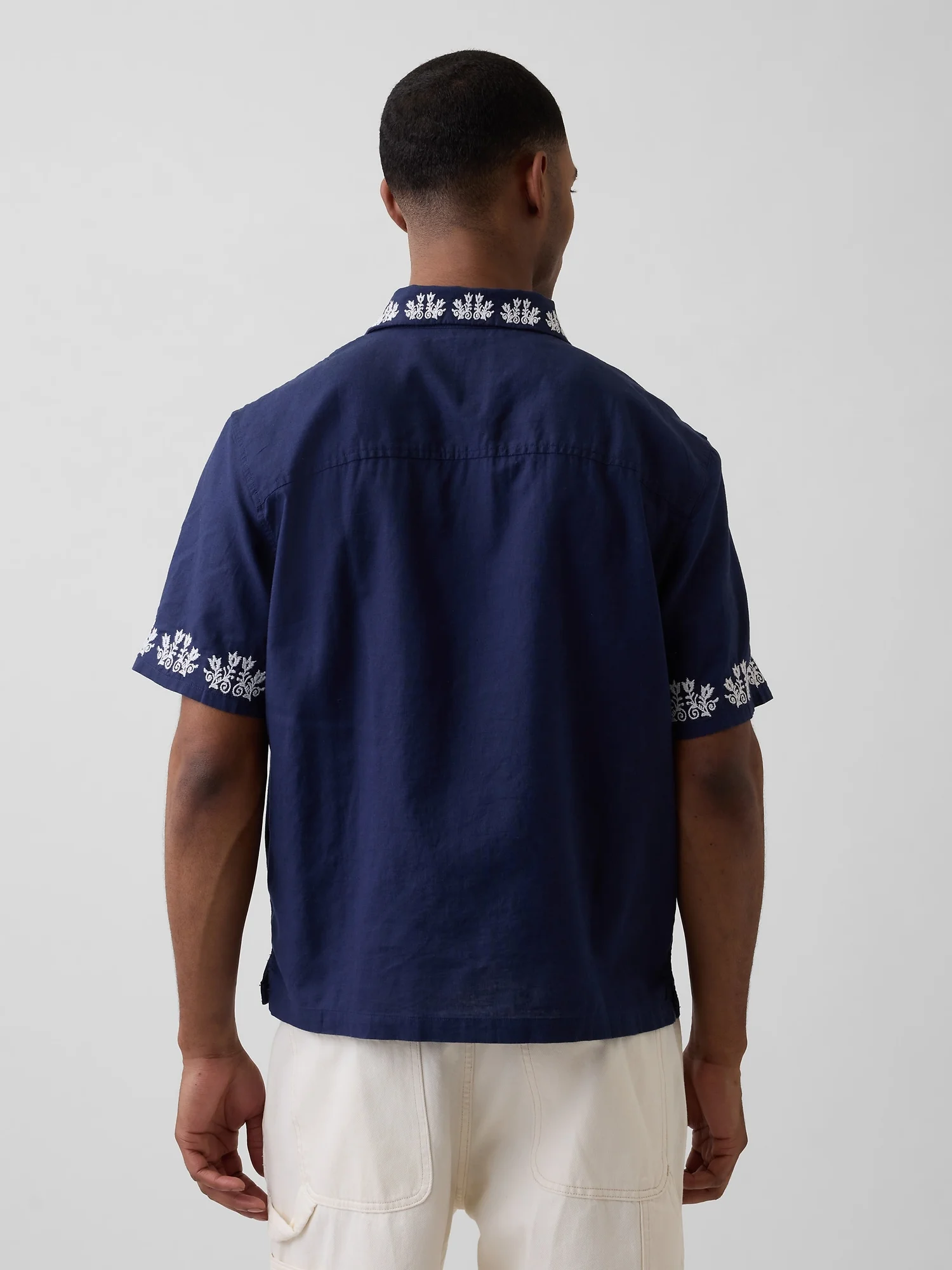 GAP Áo Sơ Mi Tay Ngắn Nam - Relaxed Straight