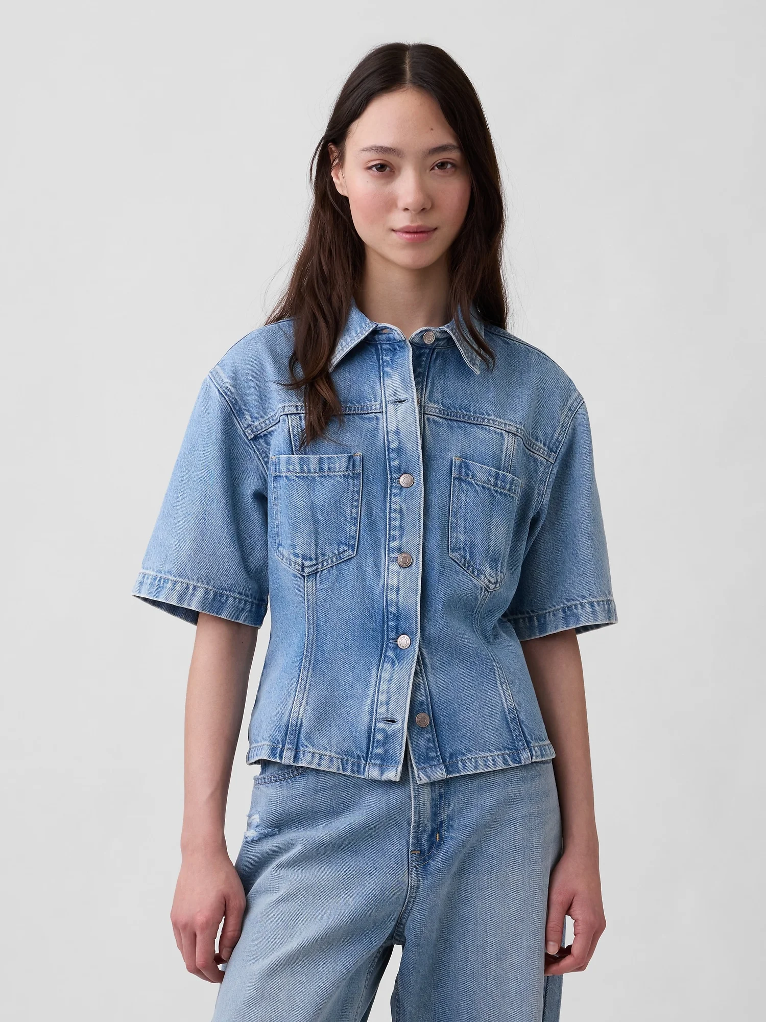 GAP Áo Sơ Mi Tay Ngắn Nữ