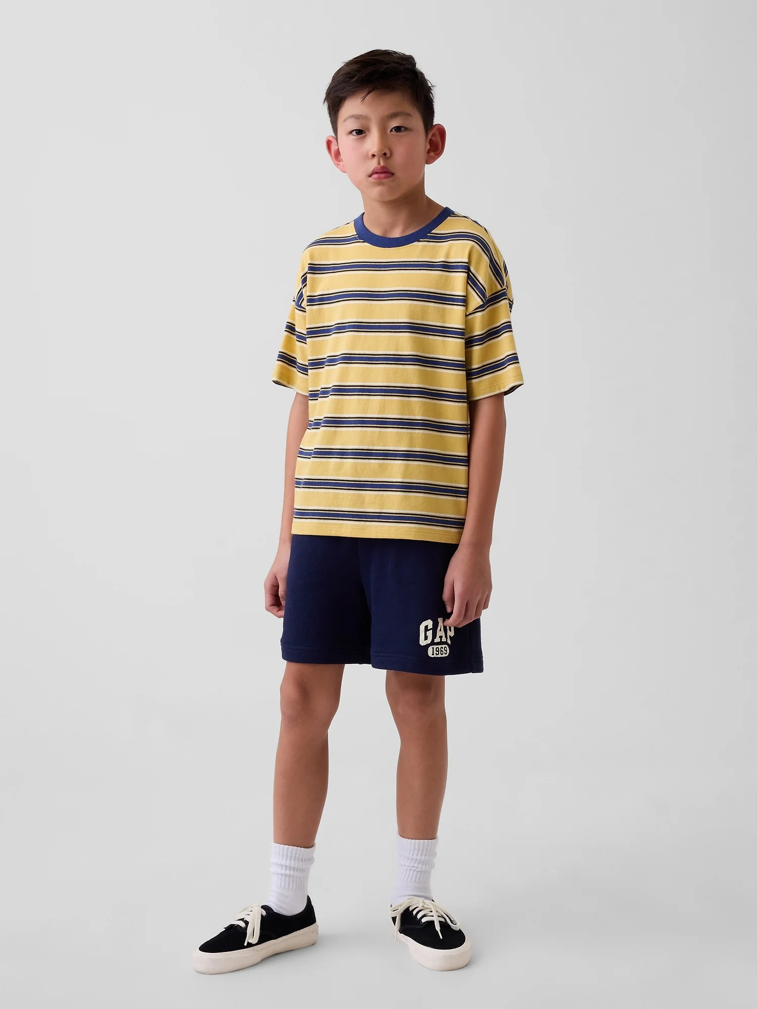 GAP Quần Short Bé Trai