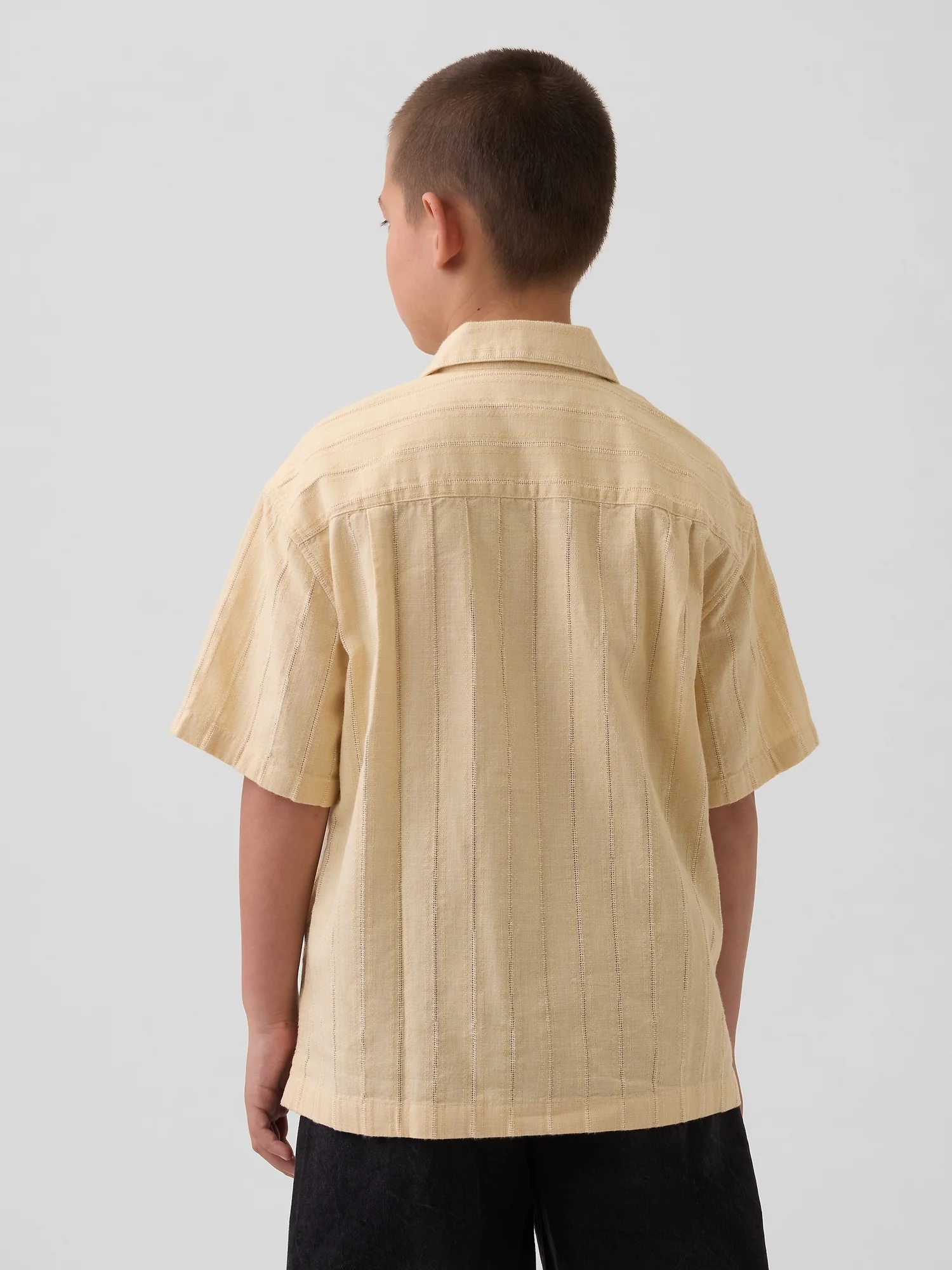 GAP Áo Sơ Mi Tay Ngắn Bé Trai - Relaxed