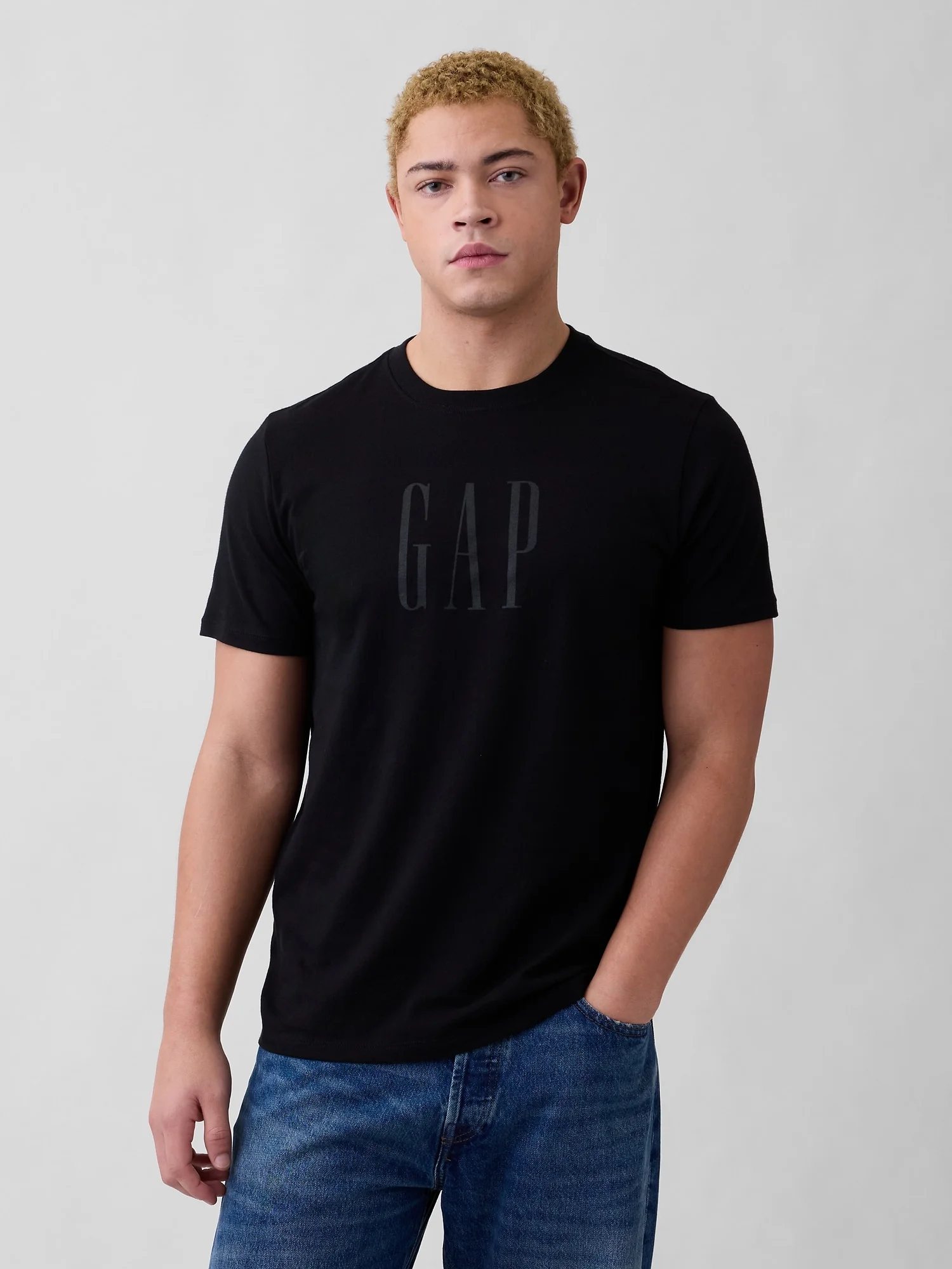 GAP Áo Thun Tay Ngắn Nam