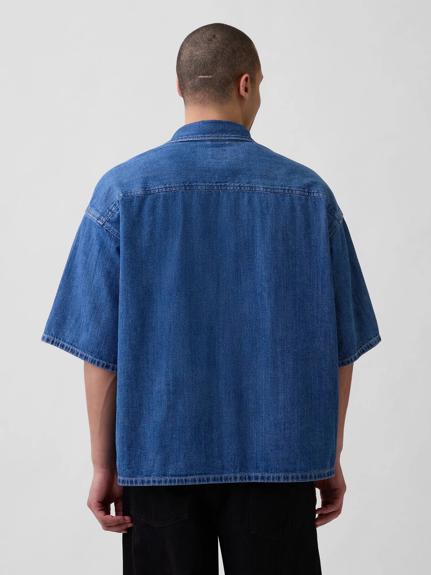 GAP Áo Sơ Mi Tay Ngắn Nam - Oversized Straight
