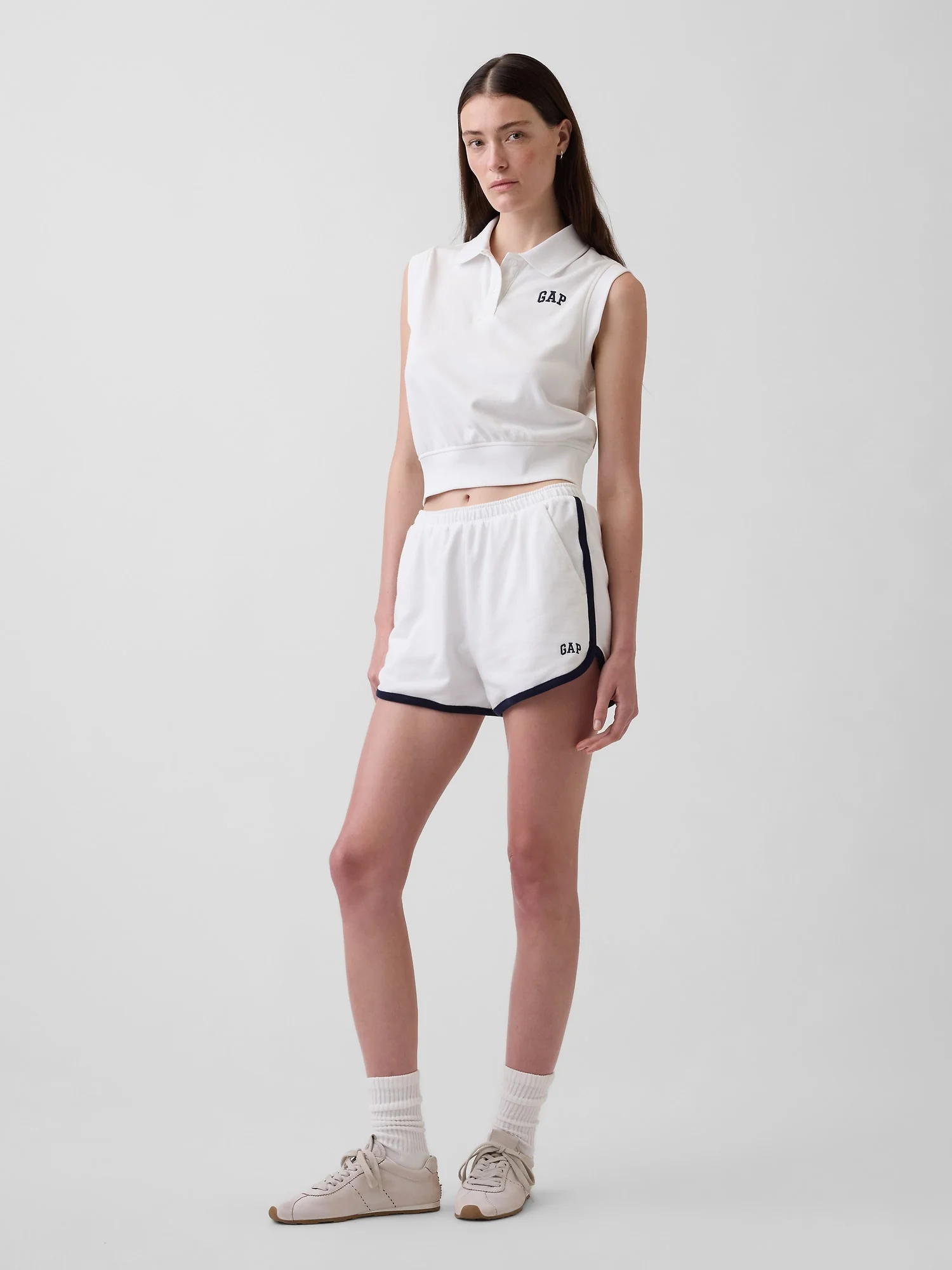 GAP Quần Short Thun Nữ
