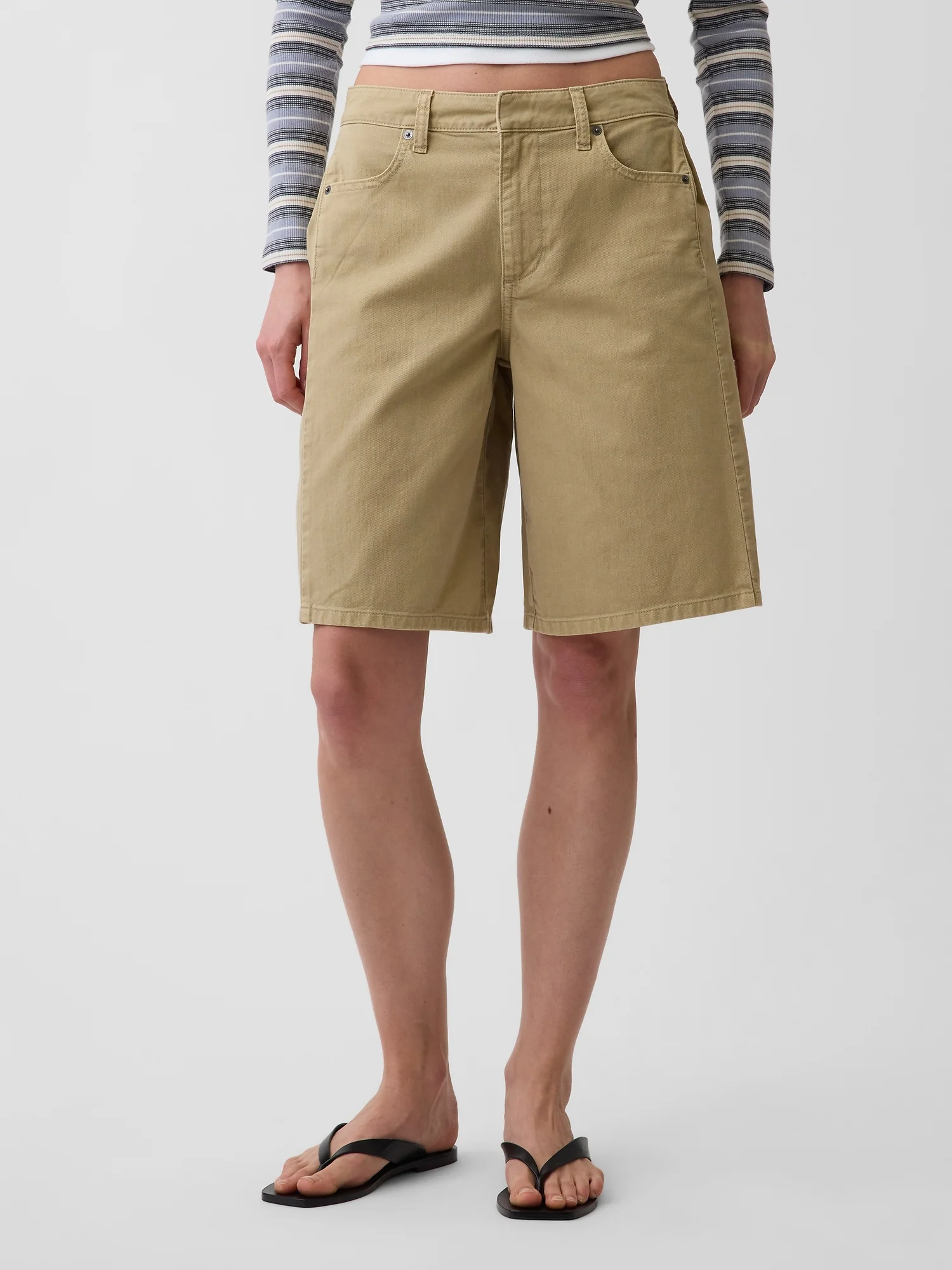 GAP Quần Short Vải Nữ