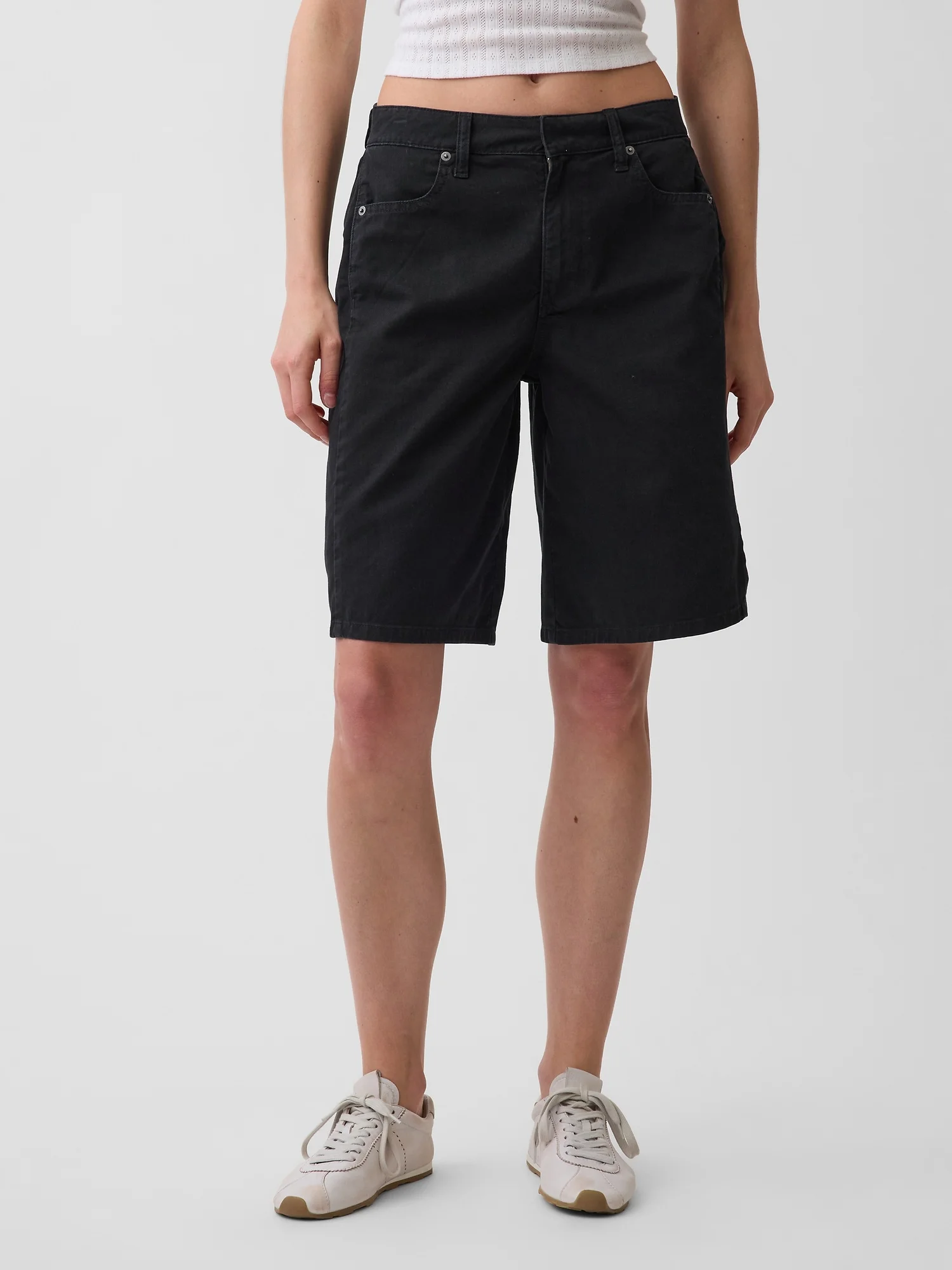GAP Quần Short Vải Nữ