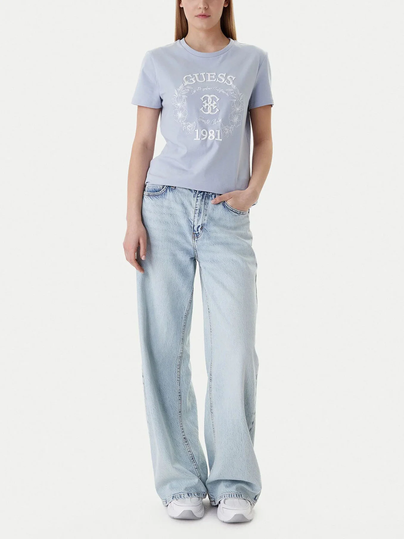 GUESS ATHLEISURE Áo Thun Kiểu Thể Thao Nữ - Maddalena Cn Ss T-Shirt