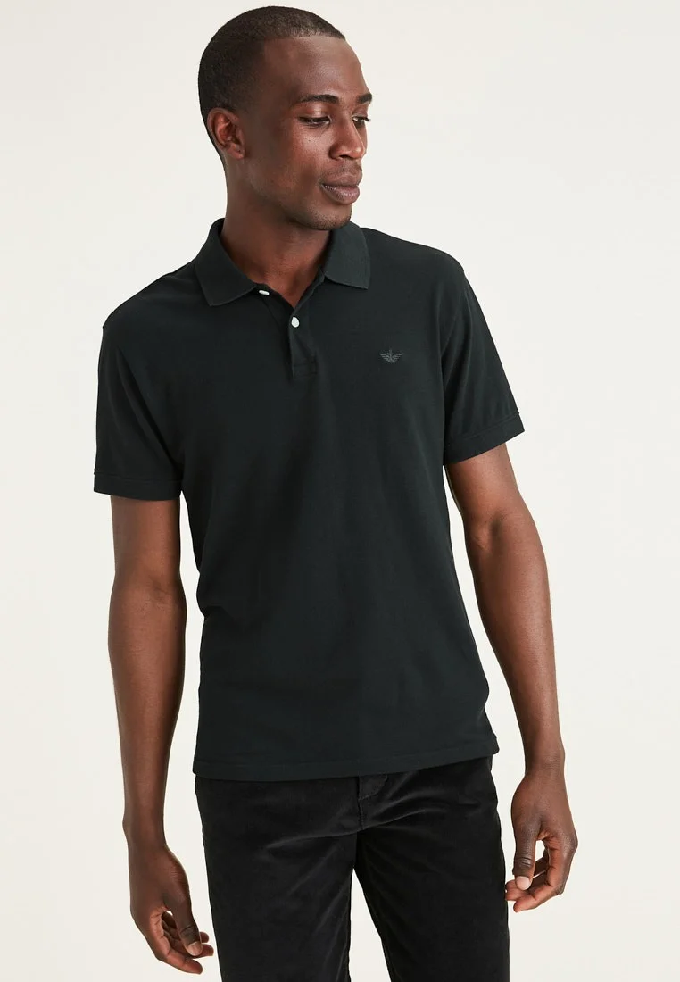 MINERAL BLACK
