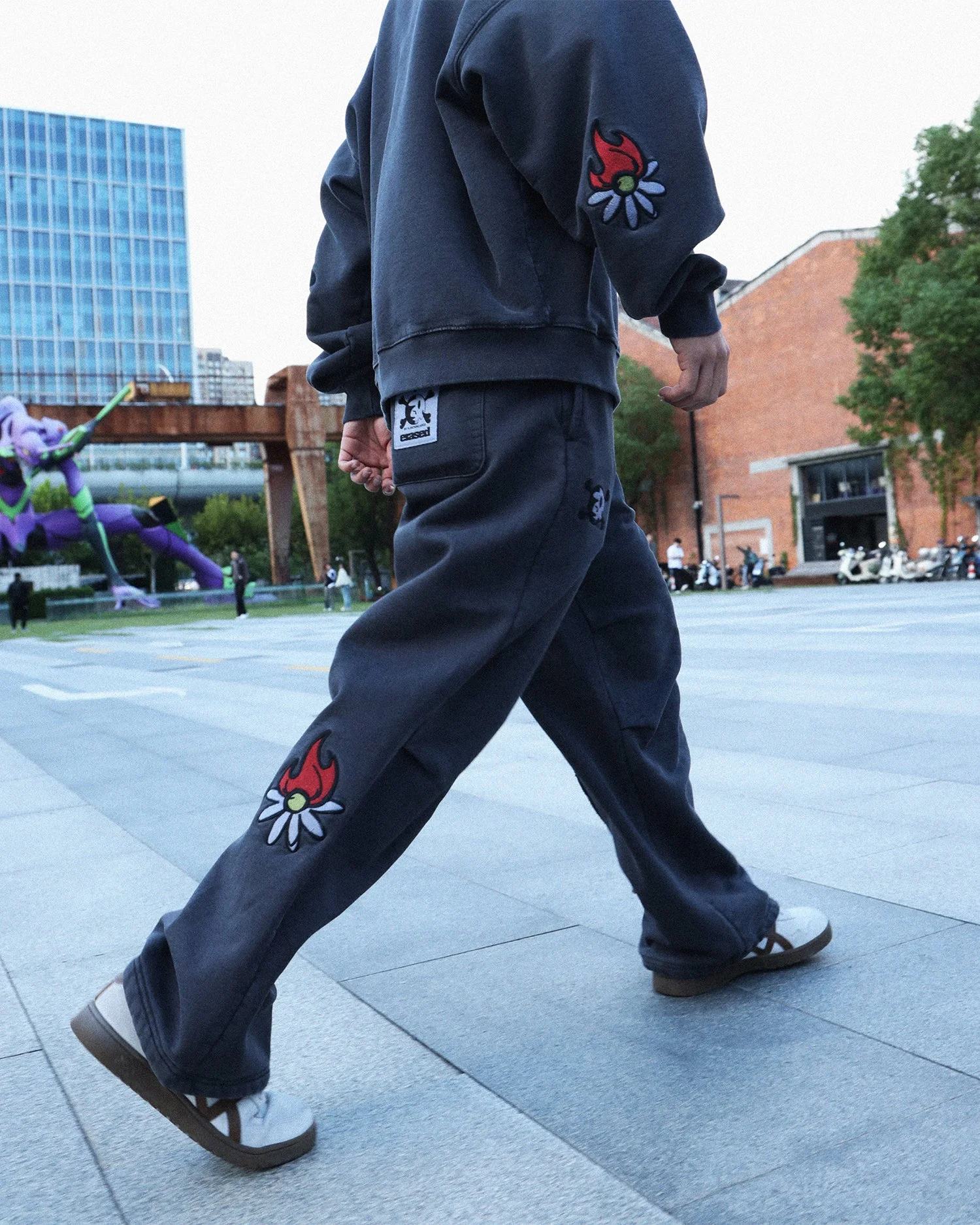 AAPE Quần Nỉ Dài Nam - AAPE X Erased sweat pants