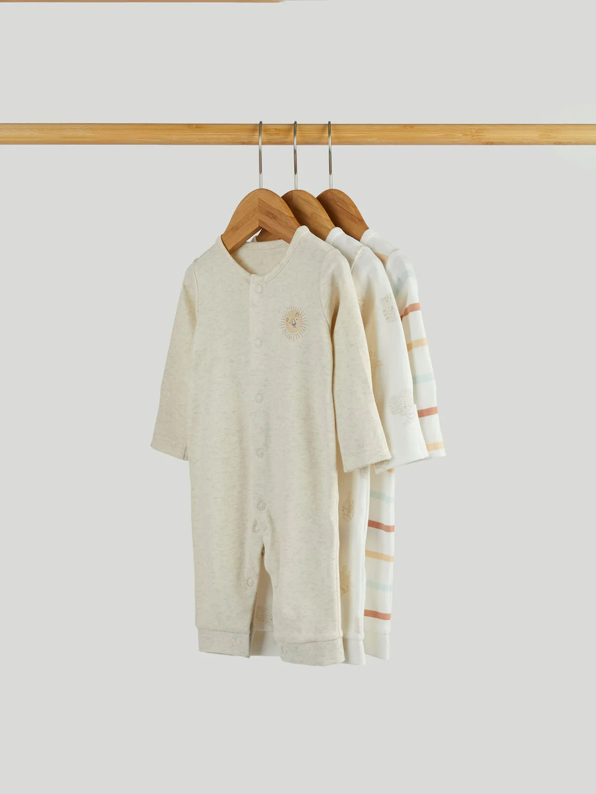 mothercare Bộ 3: áo liền quần em bé