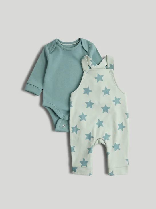 mothercare Bộ 2: áo, quần yếm bé trai