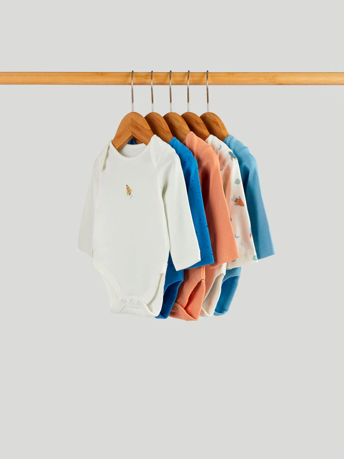 mothercare Bộ 5: áo liền quần bé trai