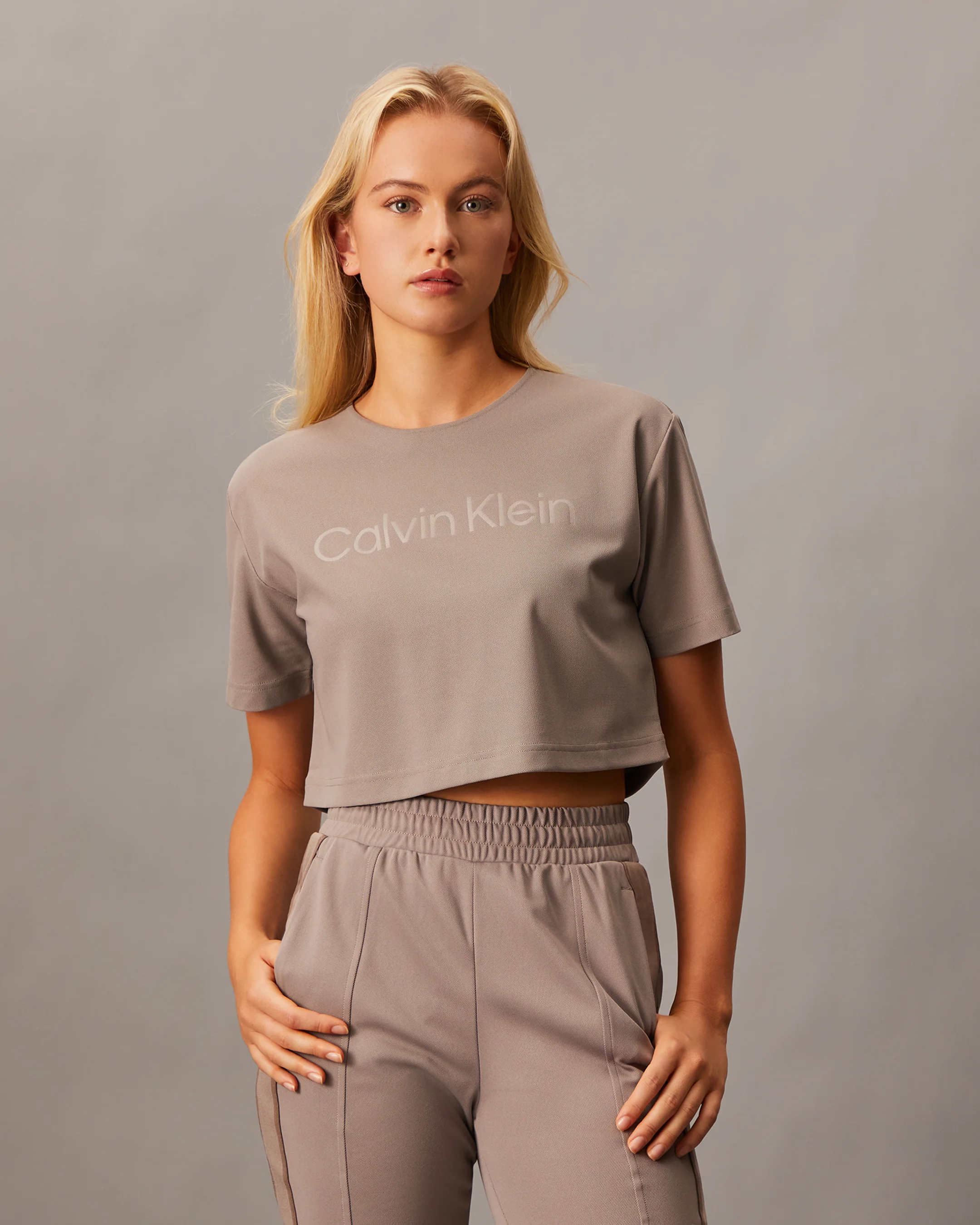 CK SPORT Áo Thun Thể Thao Nữ