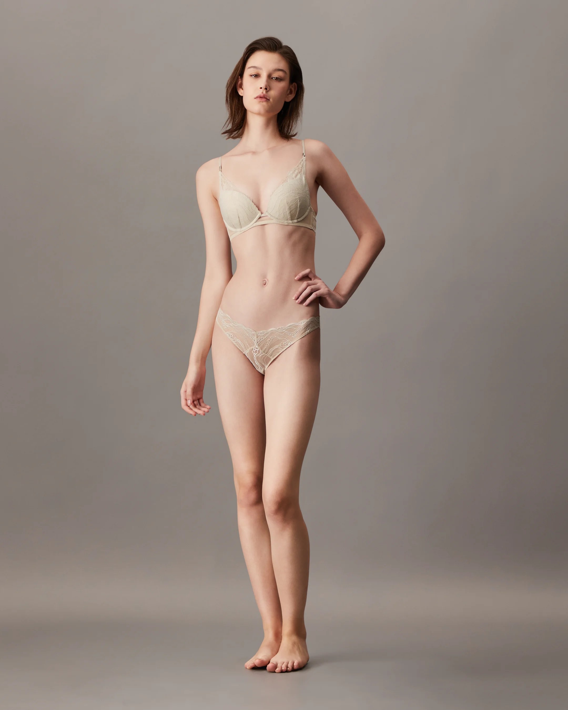 CK UNDERWEAR Áo Lót Nữ Push Up Plunge Fit