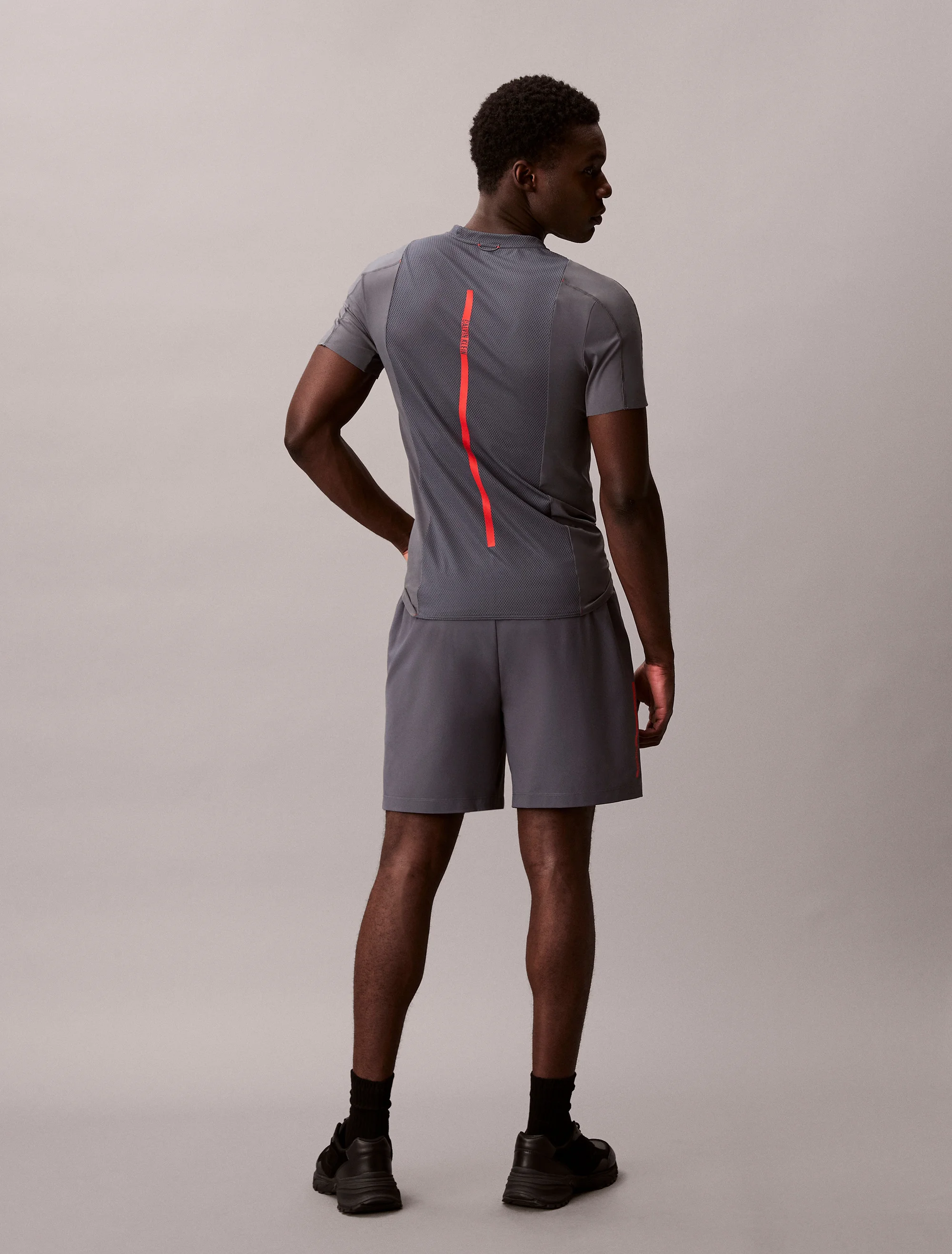 CK SPORT Quần Ngắn Thể Thao Nam Regular Fit