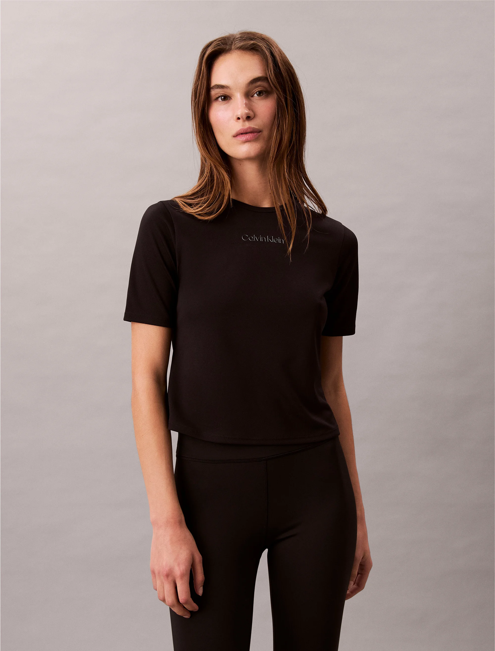 CK SPORT Áo Thun Thể Thao Nữ Semi Fitted Fit