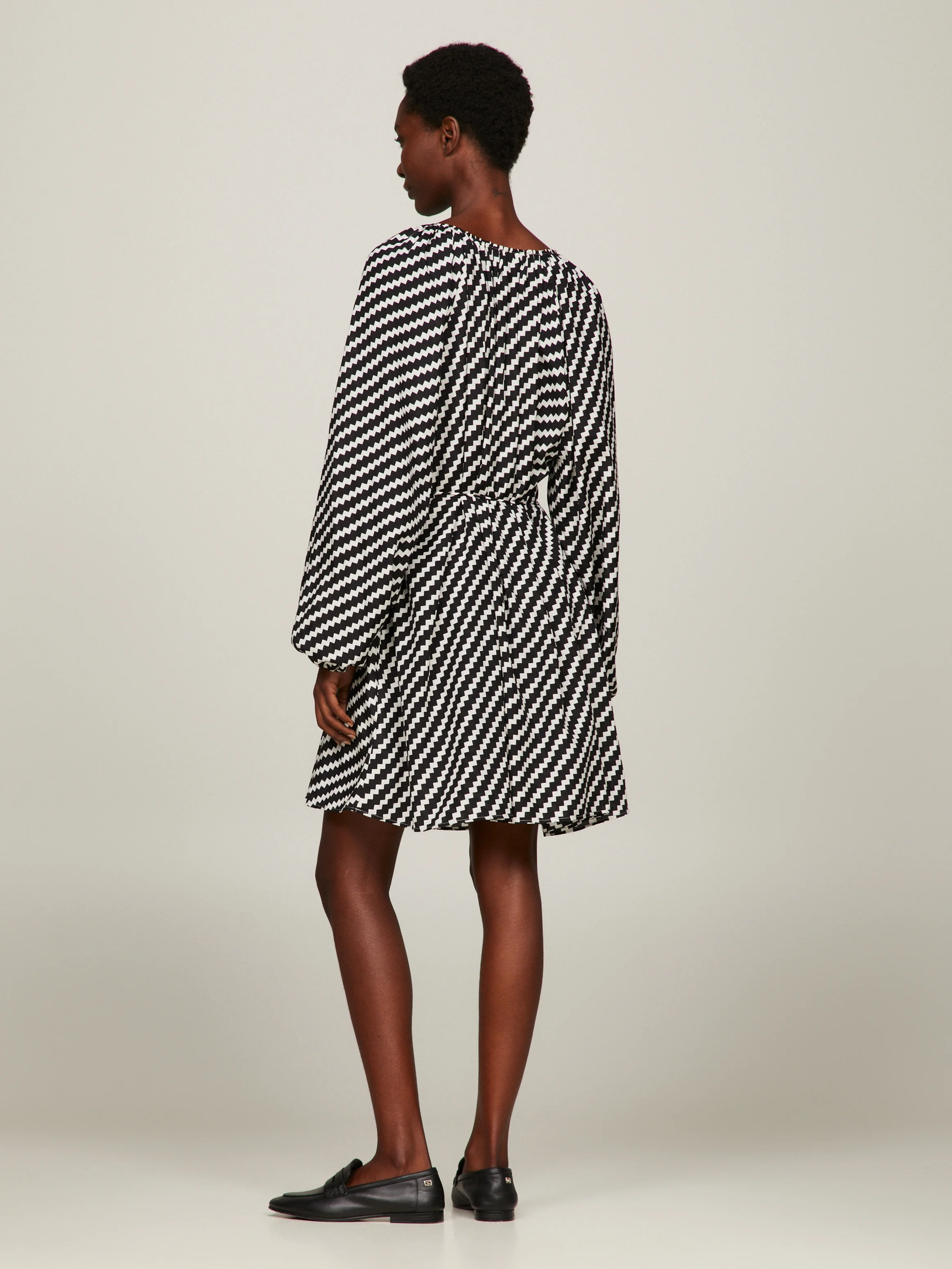 TOMMY HILFIGER Đầm Nữ Zigzag Gathered Short Dress