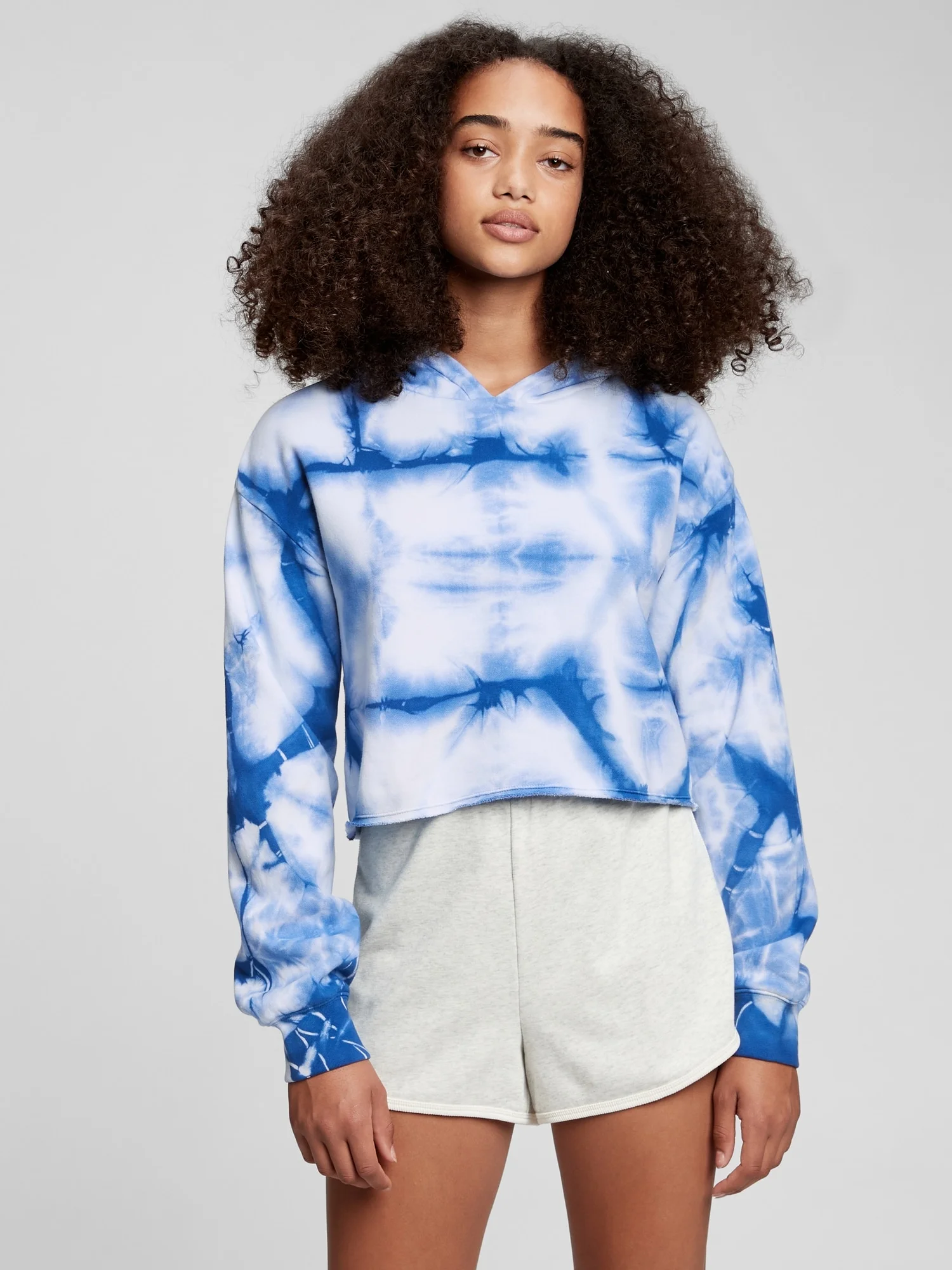 GAP - Áo Hoodie Bé Gái - CLOUDY BLUE TIE DYE