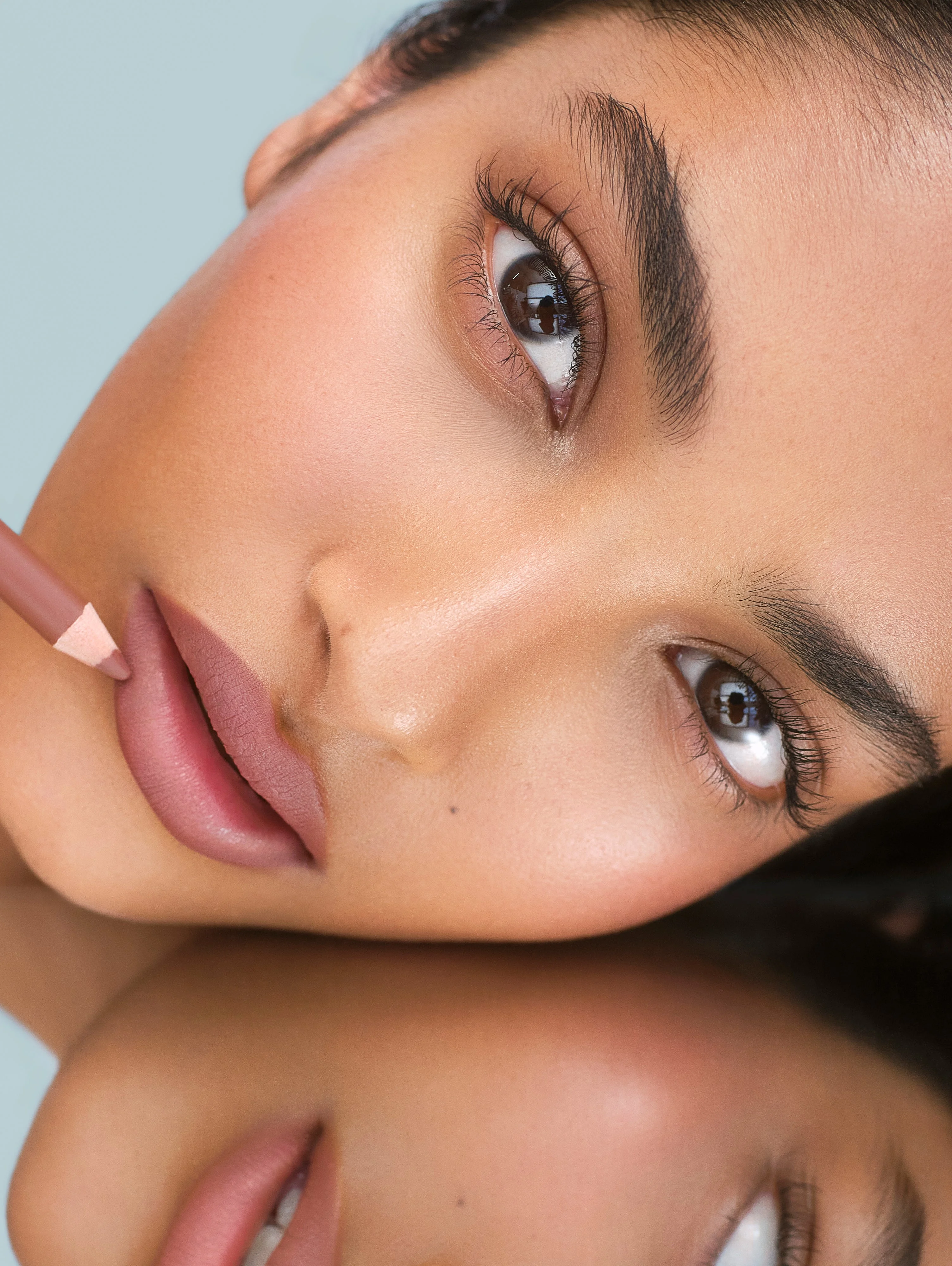 SUNNIES FACE Chì Kẻ Môi Lip Tracer In Nudie 1.4g