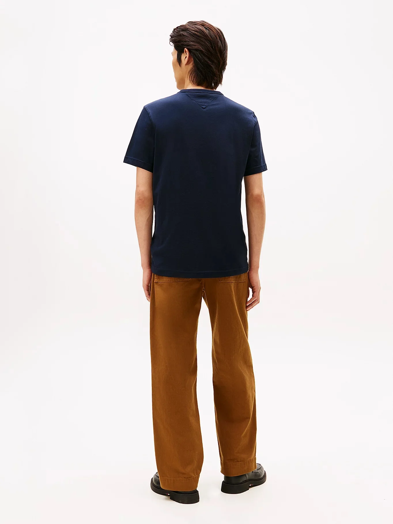 TOMMY HILFIGER Áo Thun Nam Tay Ngắn Small Crest Outline Tee