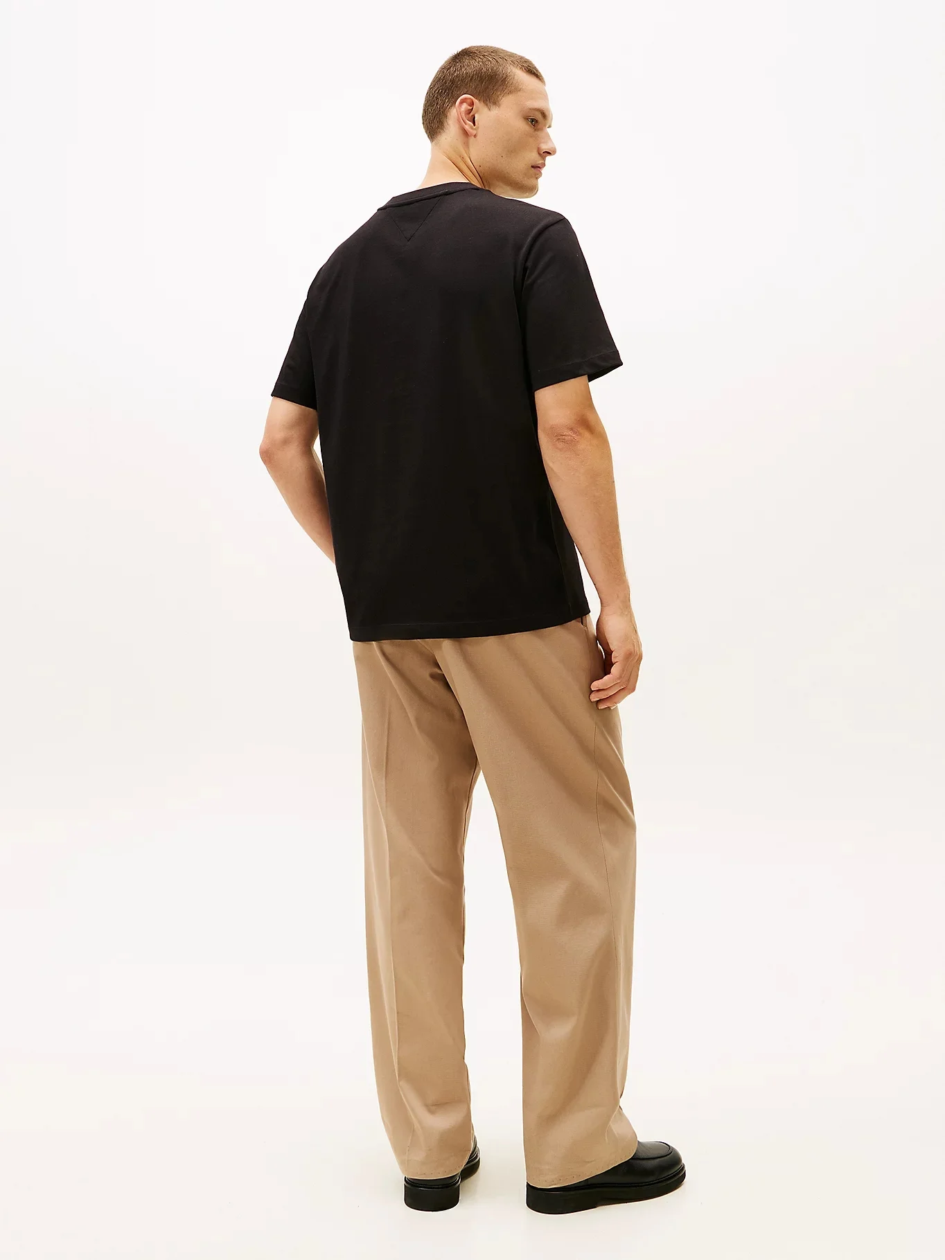 TOMMY HILFIGER Áo Thun Nam Tay Ngắn Modern Athleisure H Badge Tee