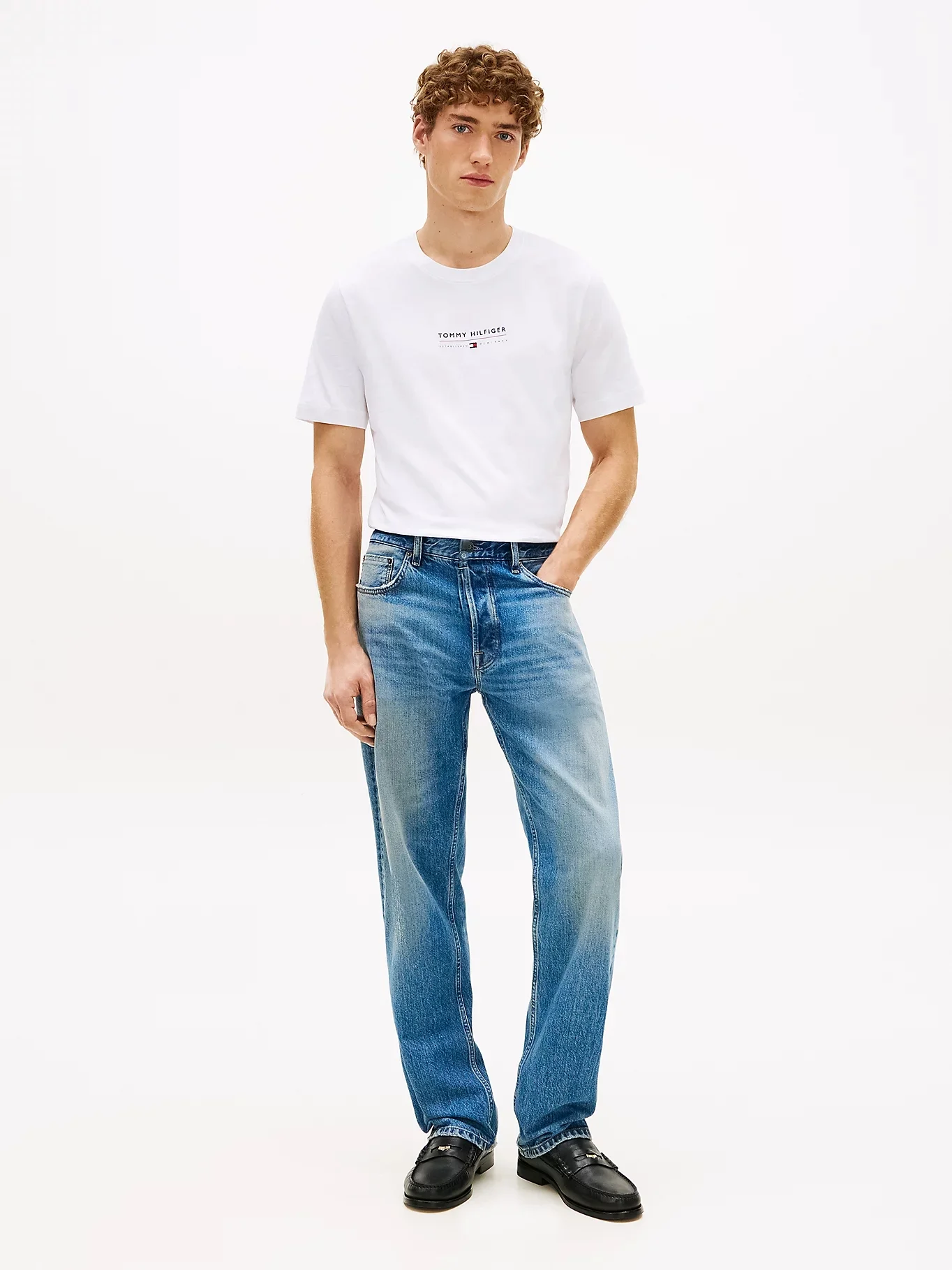 TOMMY HILFIGER Áo Thun Nam Tay Ngắn Brand Love Lockup Tee