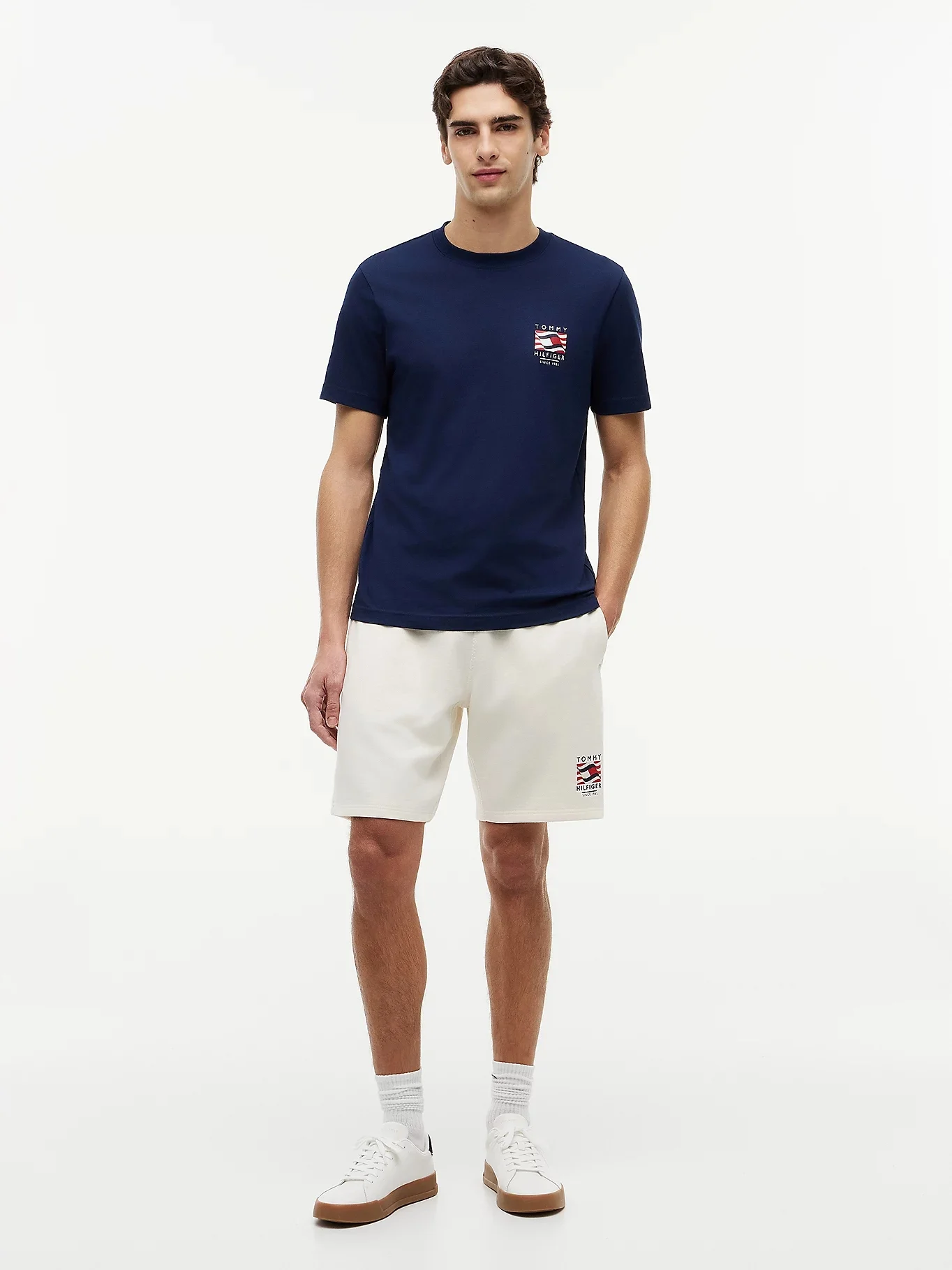 TOMMY HILFIGER Áo Thun Nam Tay Ngắn Americana Box Flag Regular Tee