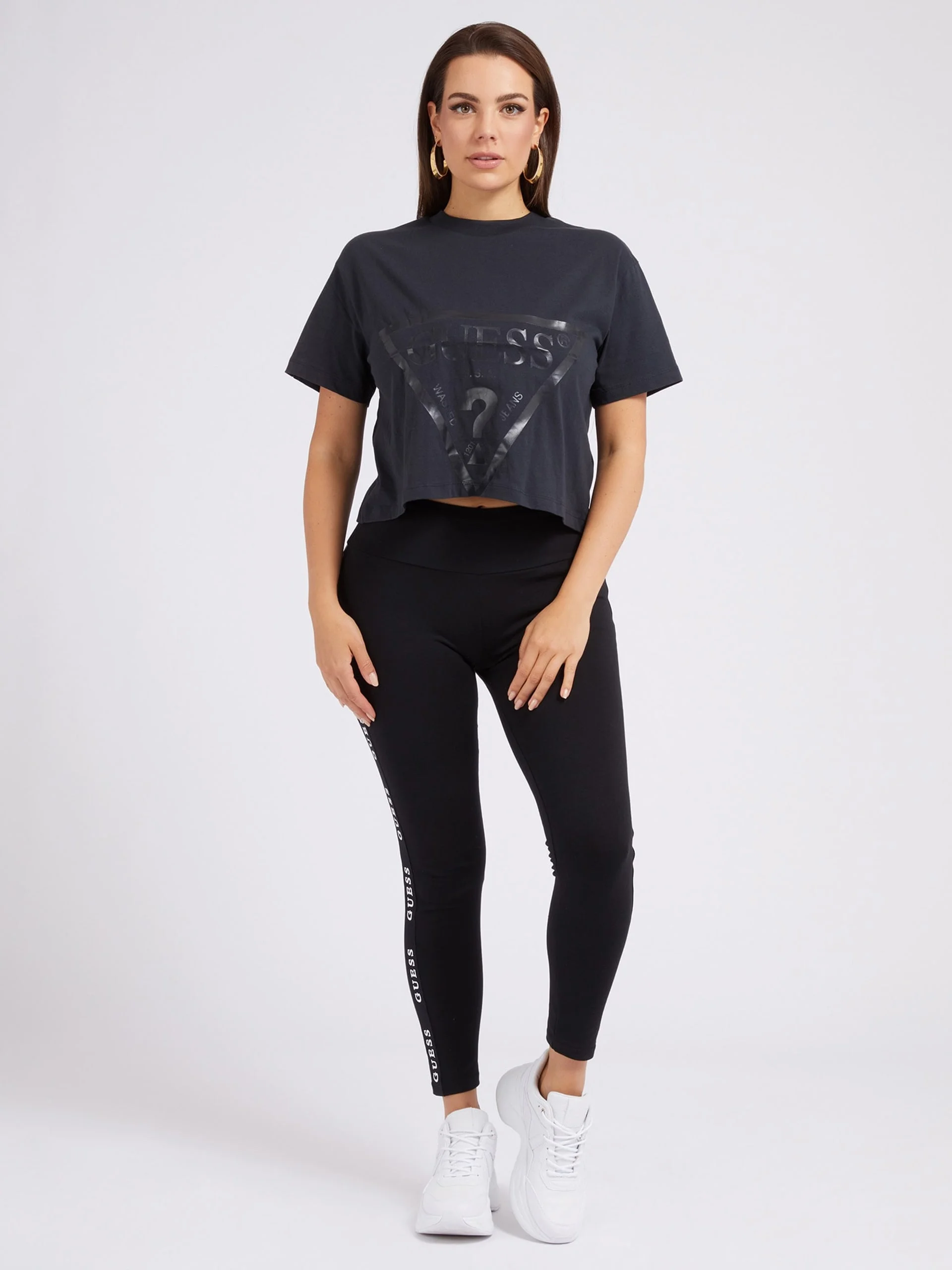 GUESS ATHLEISURE Áo Thun Kiểu Thể Thao Nữ - Adele Crop T-Shirt