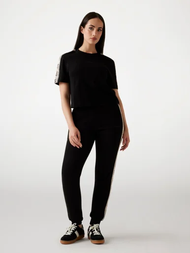 GUESS ATHLEISURE Áo Thun Nữ - Britney Crop Tee