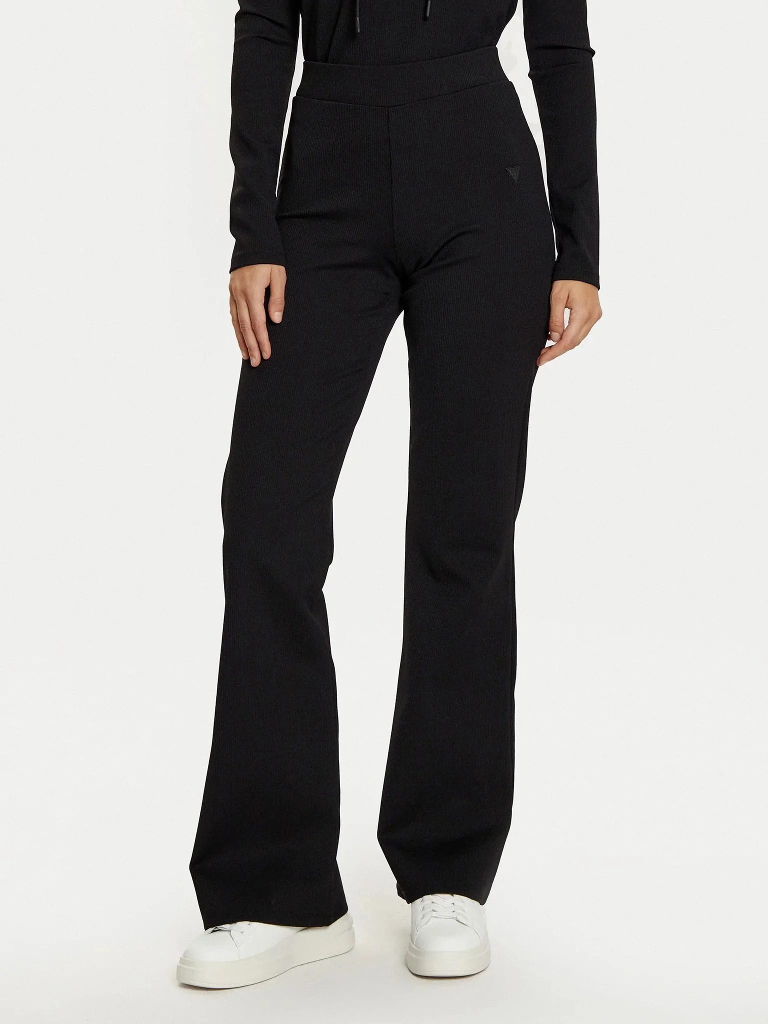 GUESS ATHLEISURE Quần Dài Kiểu Thể Thao Nữ - Steffi Flare Pants